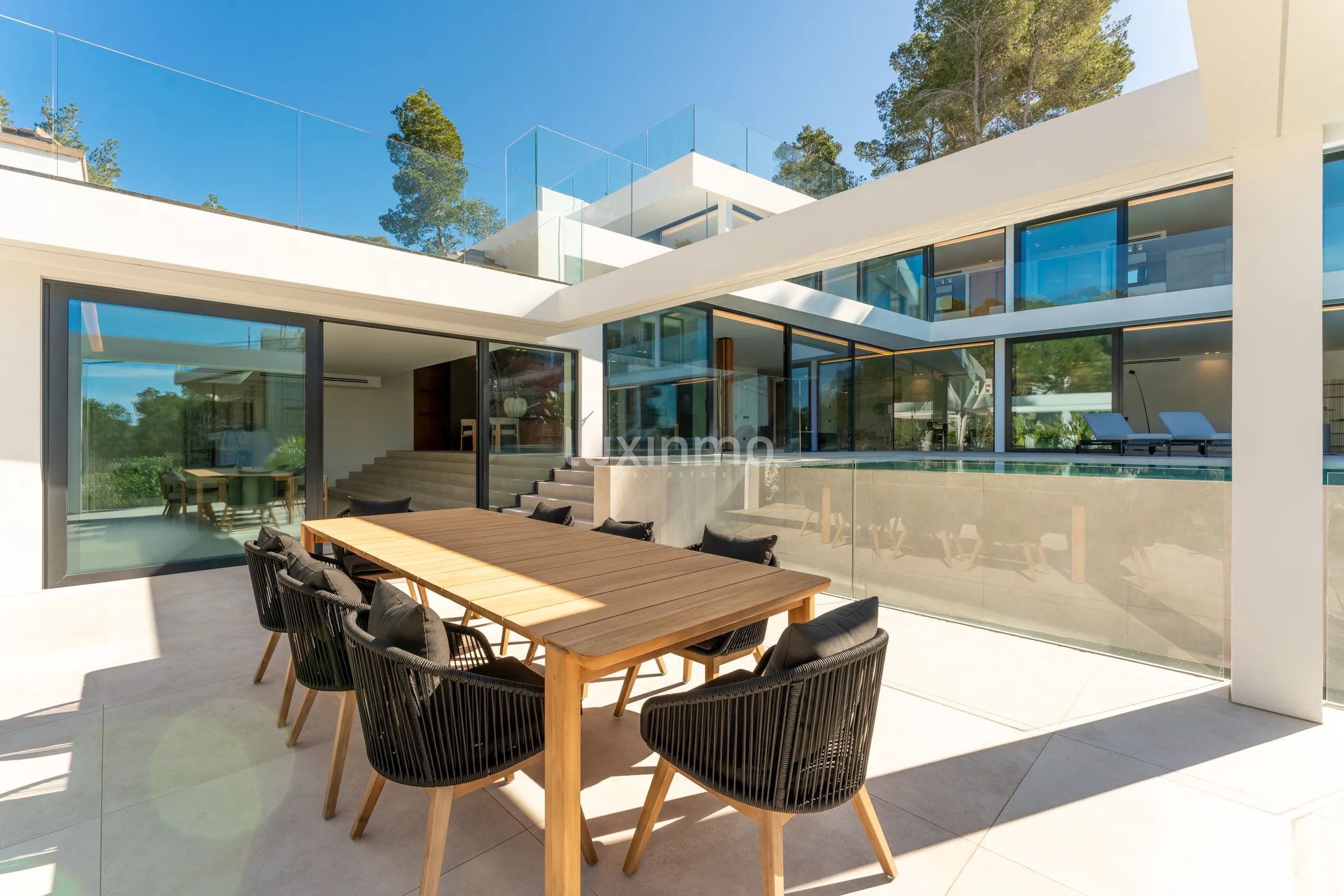 Villa exquise de construction récente avec vue spectaculaire sur le coucher de soleil à Cala Salada, Ibiza — photo 12