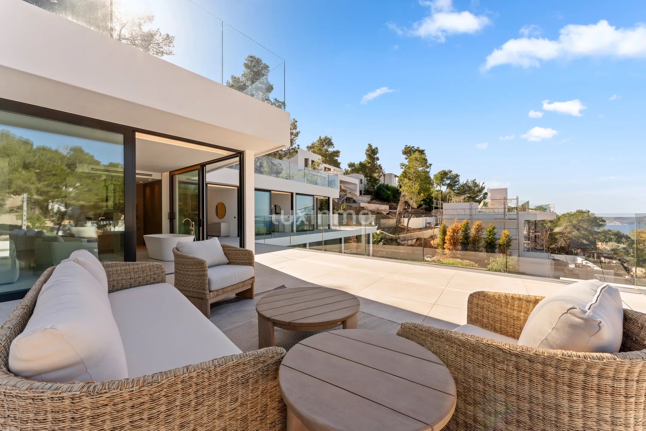 Villa exquise de construction récente avec vue spectaculaire sur le coucher de soleil à Cala Salada, Ibiza — photo 13