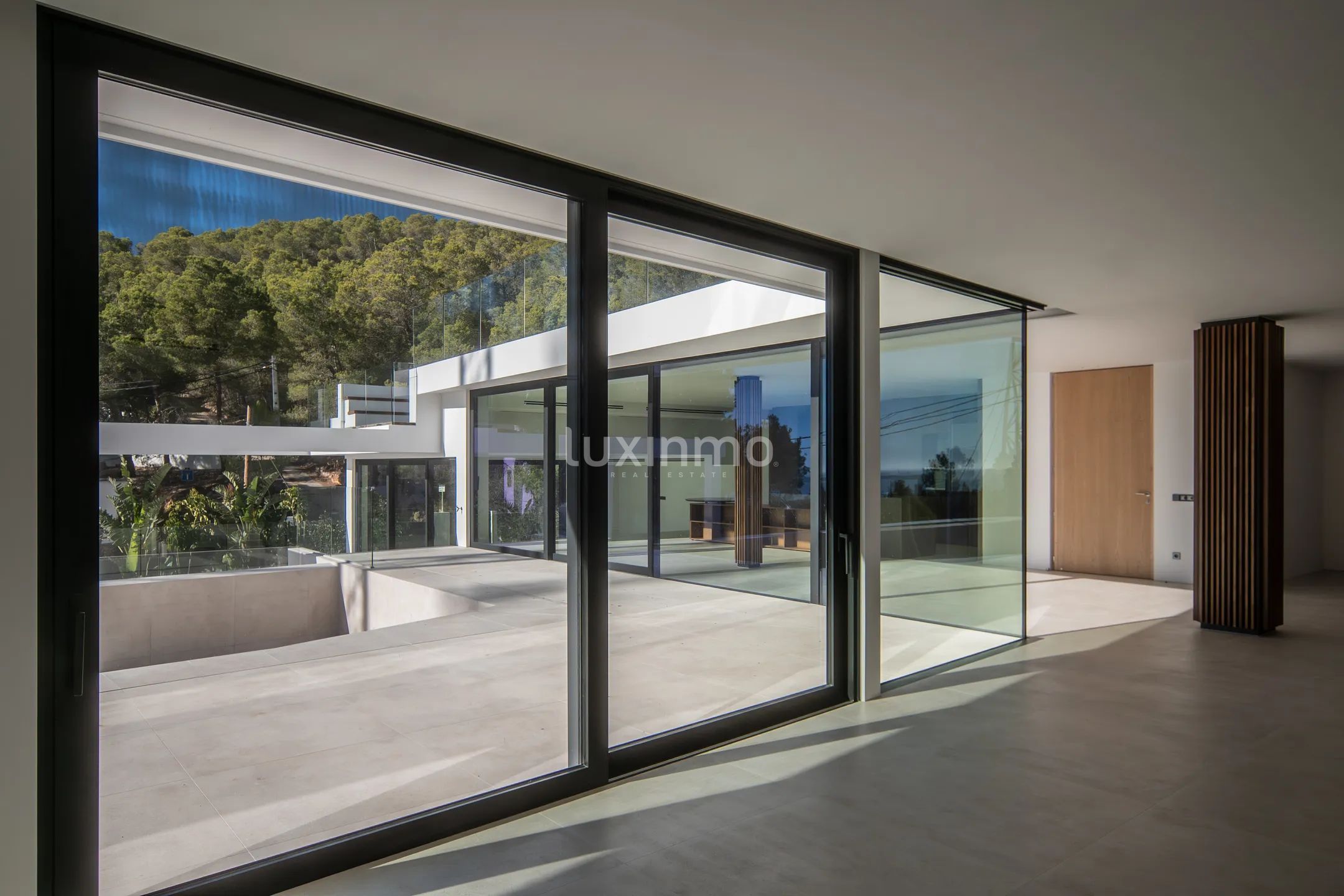 Villa exquise de construction récente avec vue spectaculaire sur le coucher de soleil à Cala Salada, Ibiza — photo 25