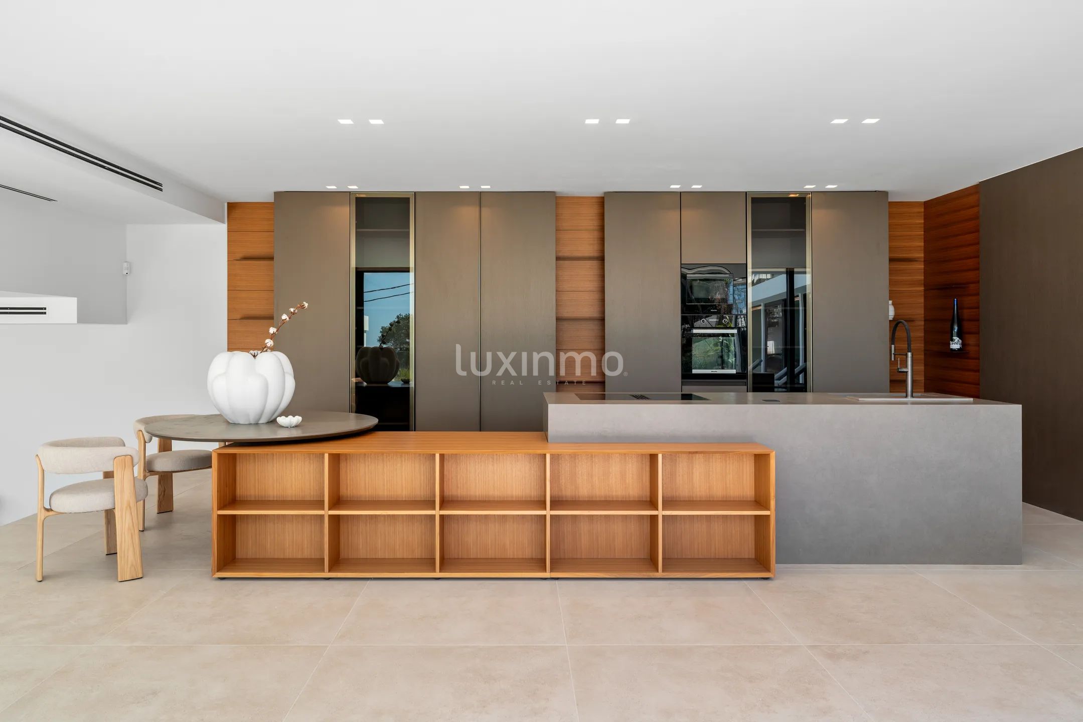 Exquisite Newly-Built Villa with Spectacular Sunset Views in Cala Salada, Ibiza — photo 19