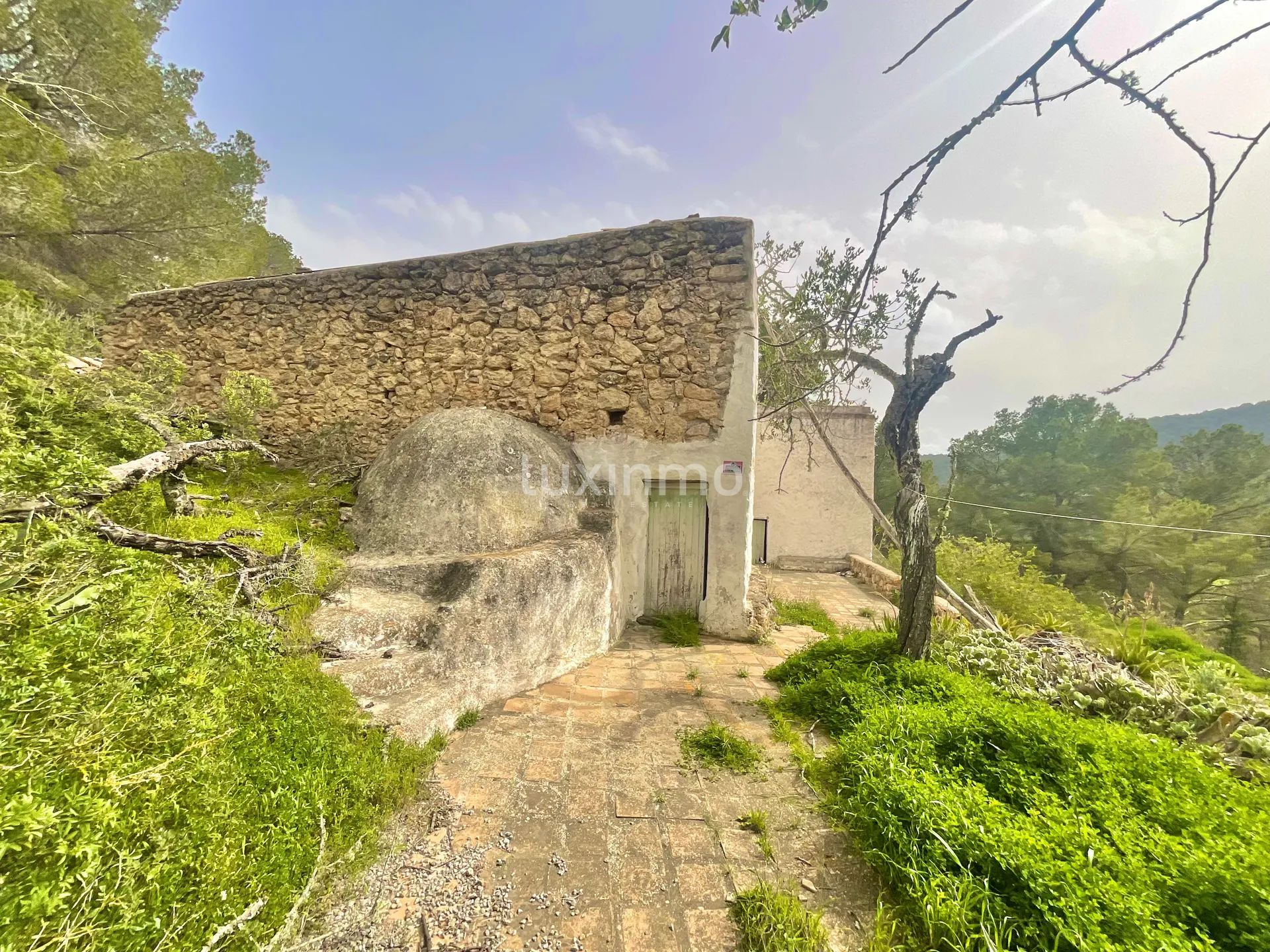 Zwei private ibizenkische Fincas mit Blick auf die Landschaft — photo 13