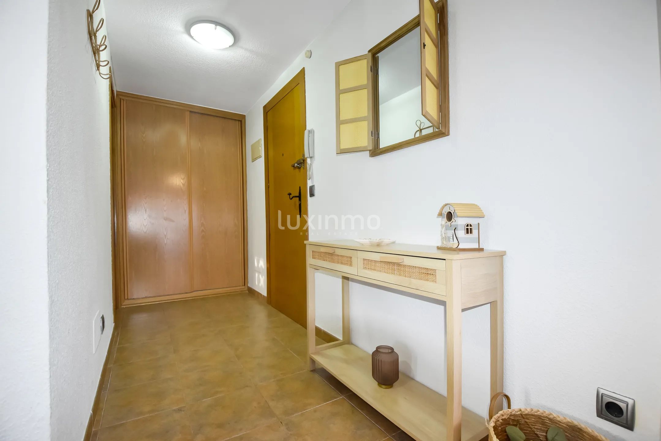 Apartment in Muchavista beach with sea views — photo 12
