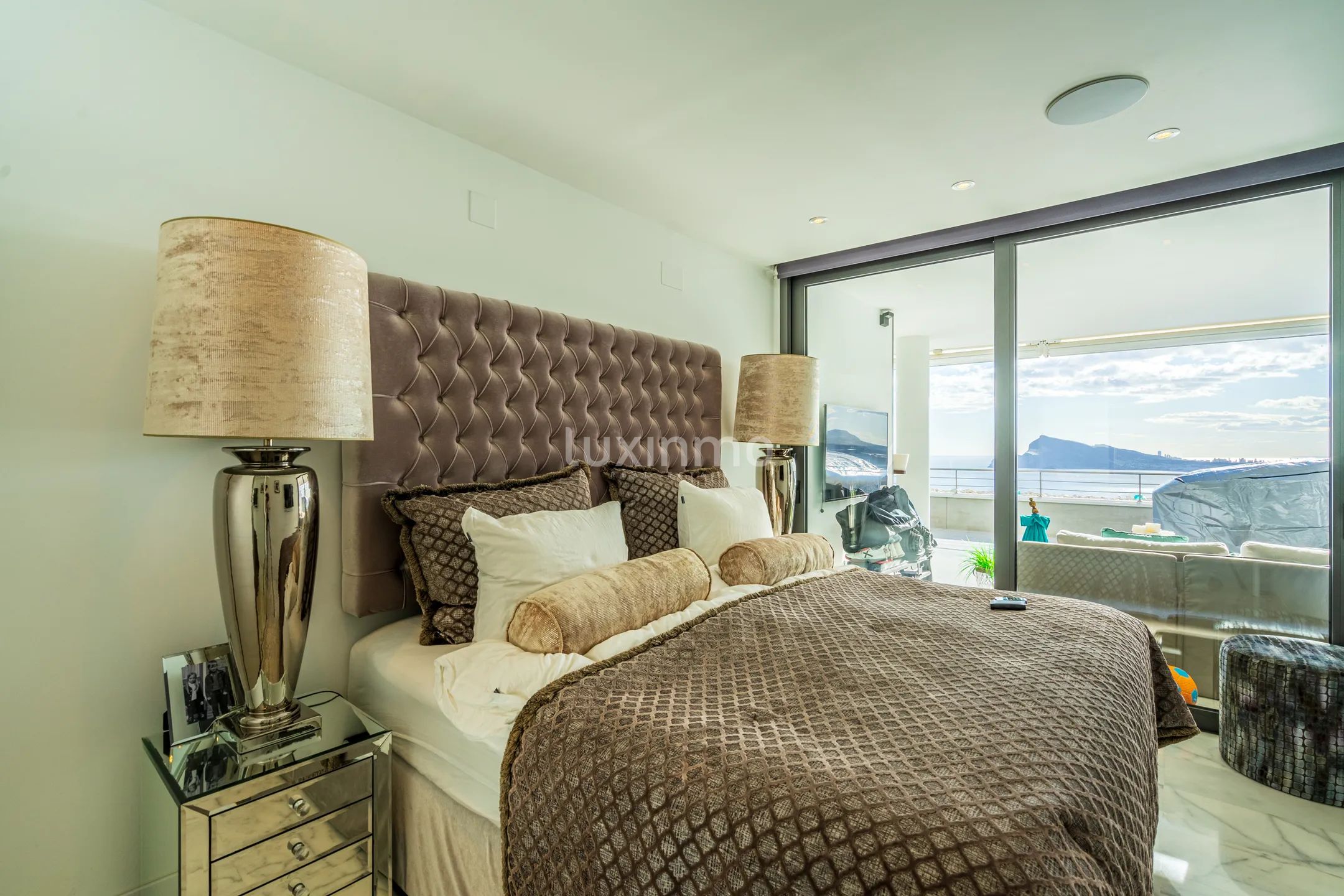 Fantastiskt takvåning med utsikt över havet och bergen i Altea Hills — photo 8