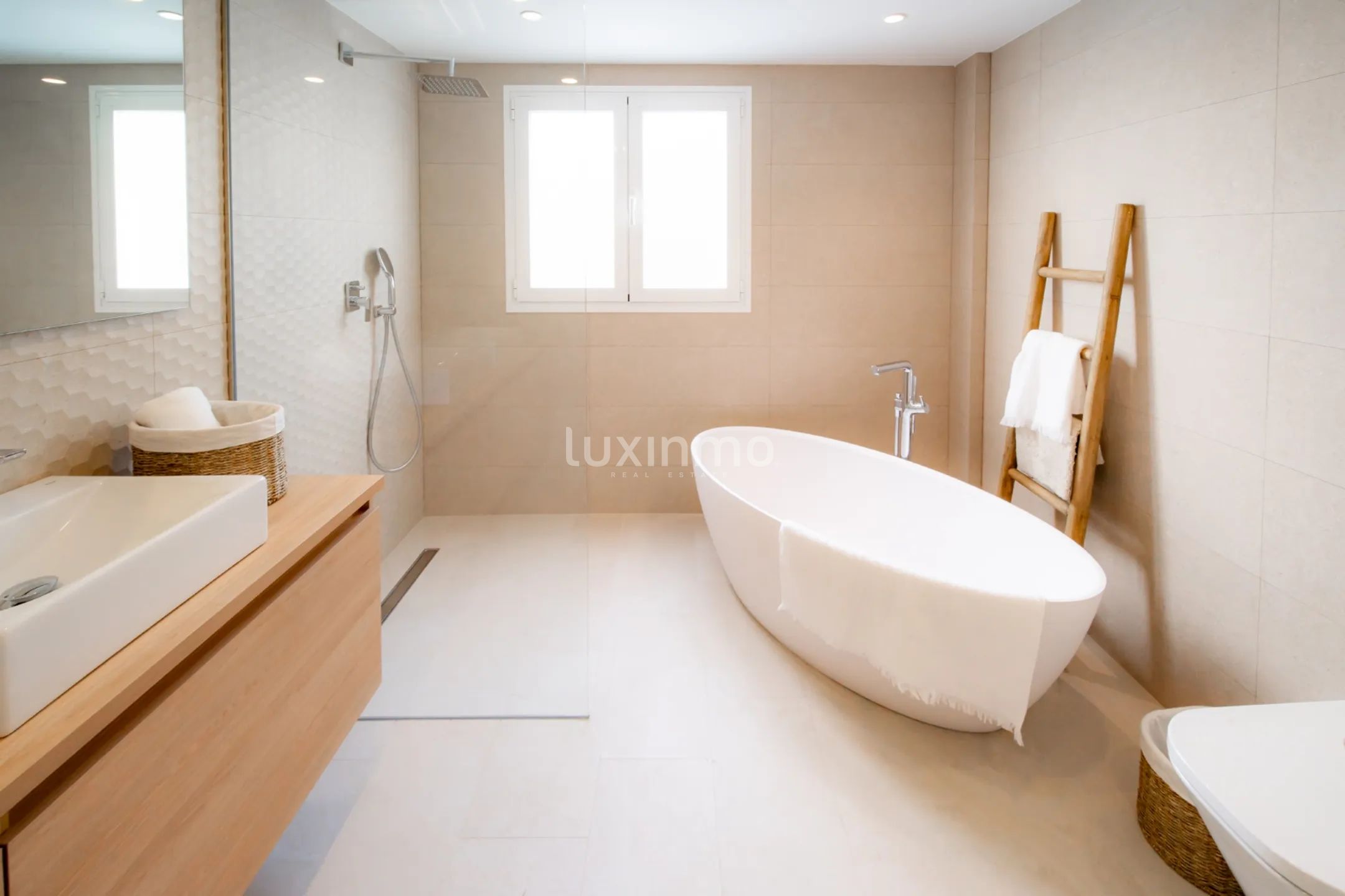 Современный отдельный дом с потрясающим видом в Сьерра-Альтеа — photo 27