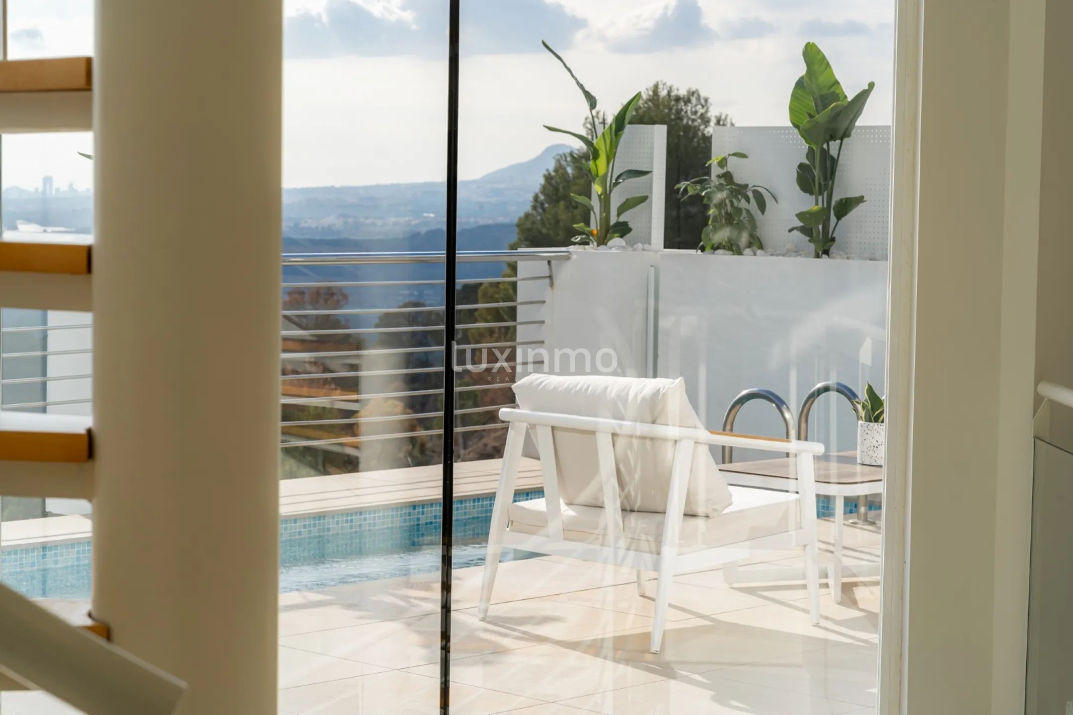 Современный отдельный дом с потрясающим видом в Сьерра-Альтеа — photo 37