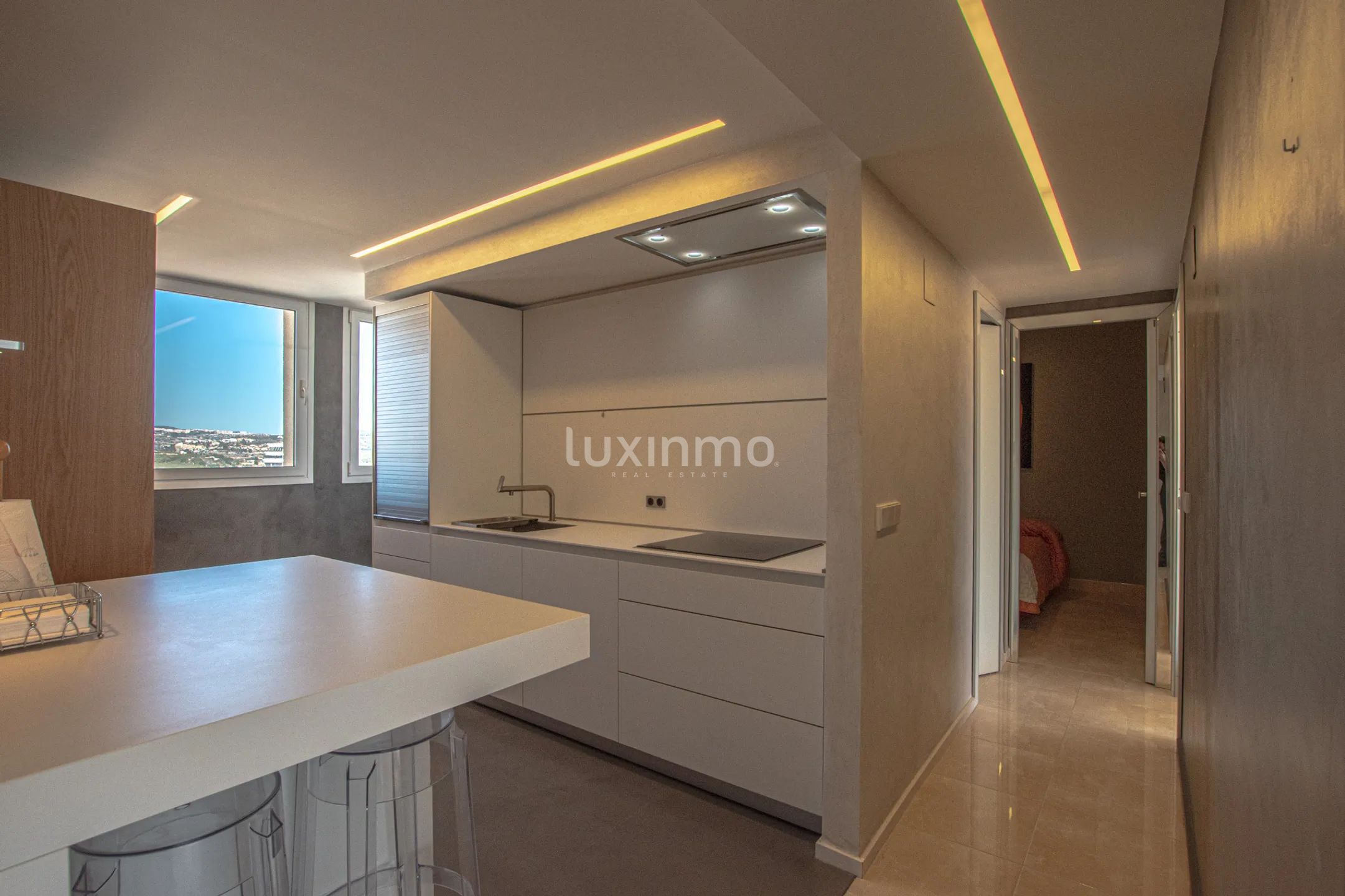 Stunning 3 bedroom penthouse with open sea views for sale in Calpe — photo 12