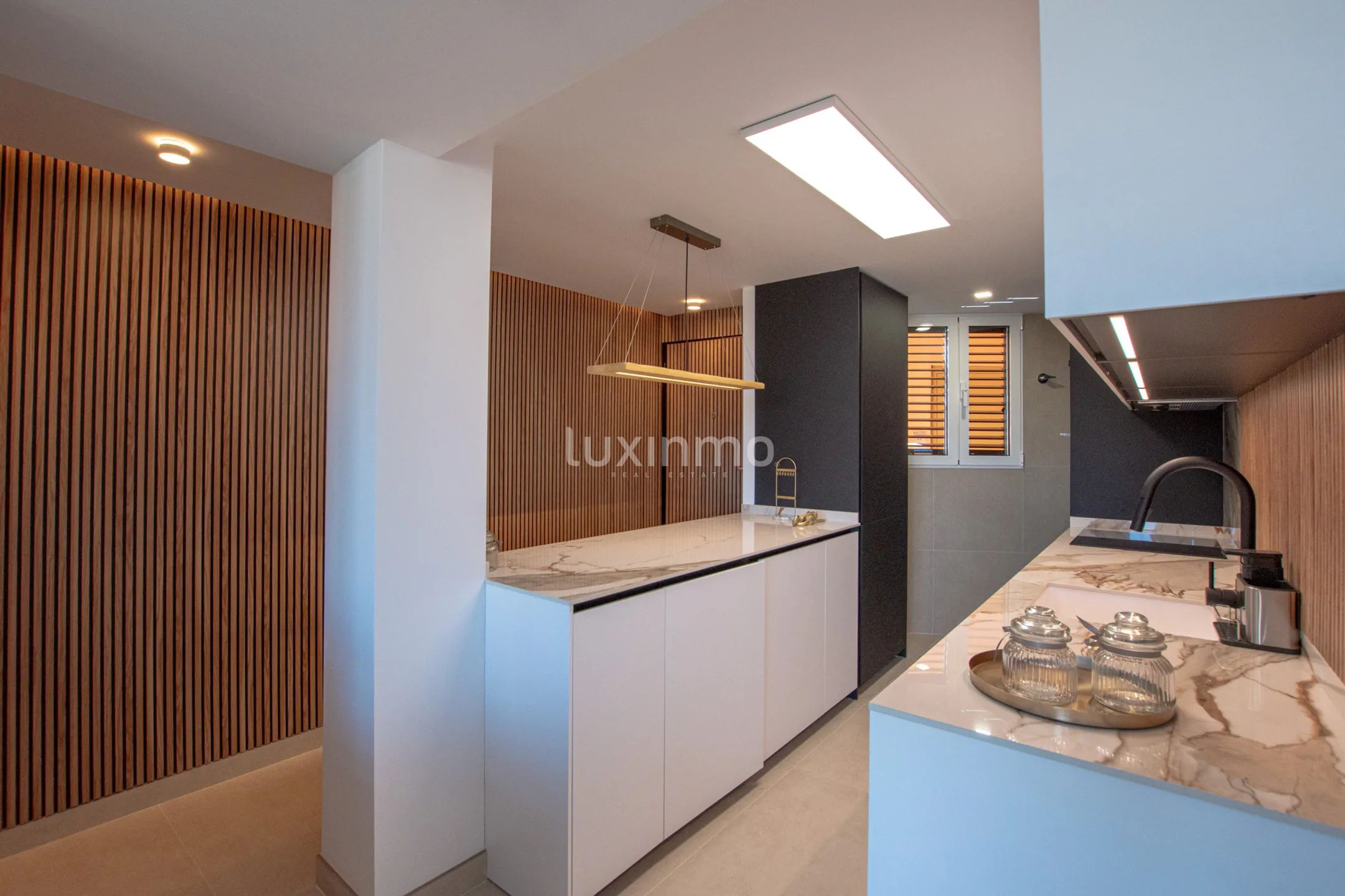Apartamento con vistas al mar en venta en Calpe — photo 8