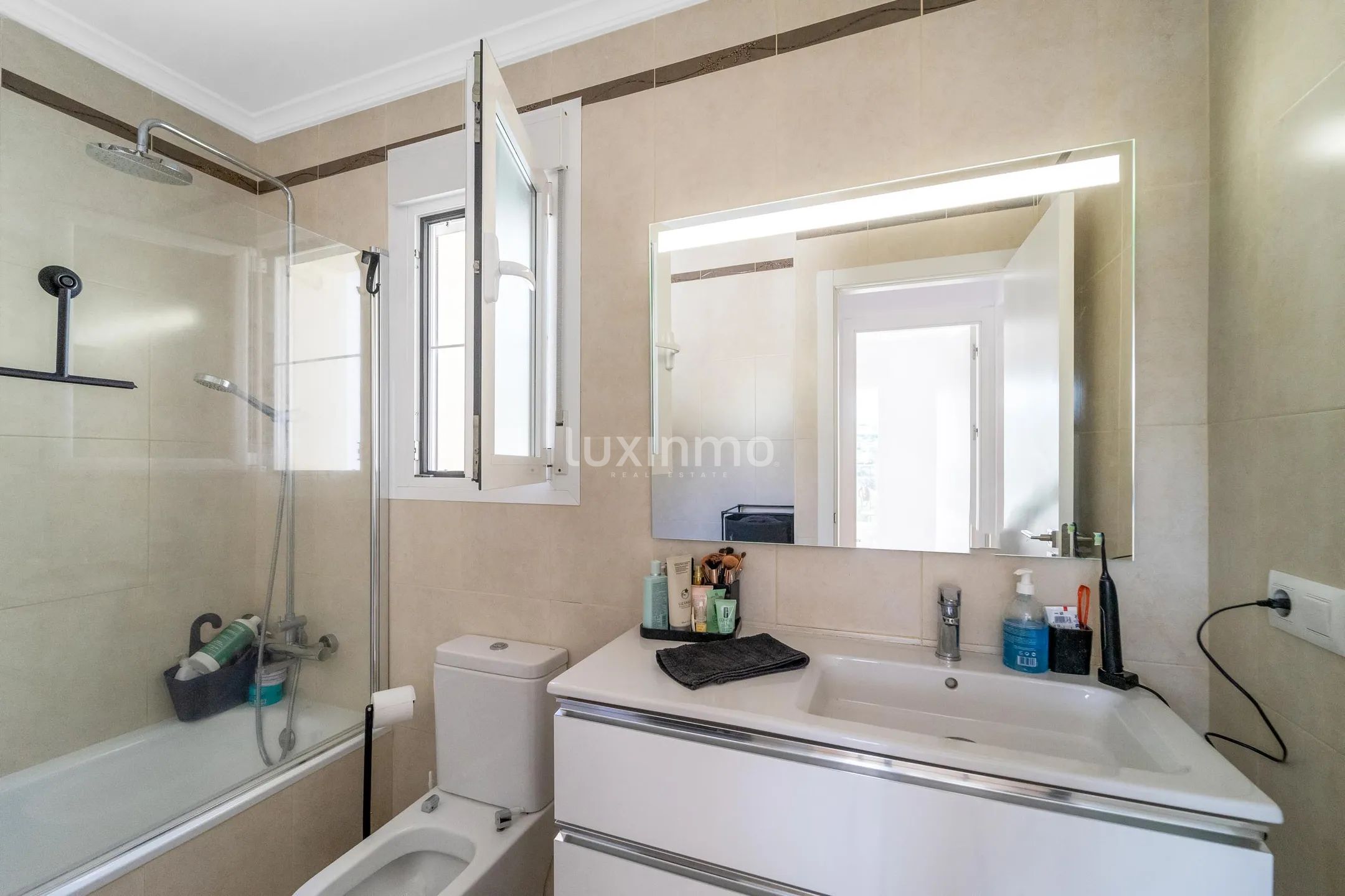 Dom szeregowy z pięknym widokiem na góry — photo 11