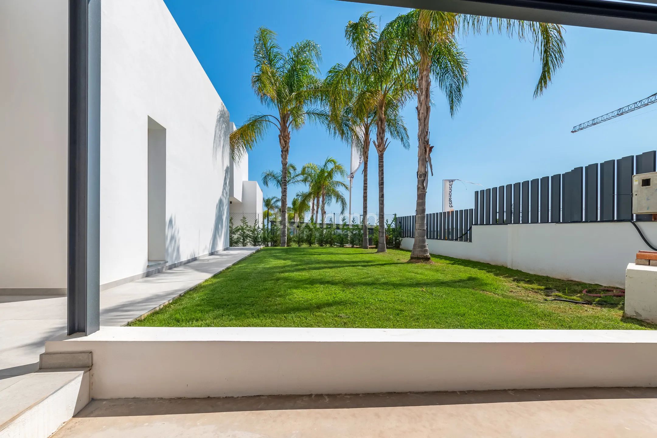 Houses For Sale Urb. Sierra Cortina — photo 31