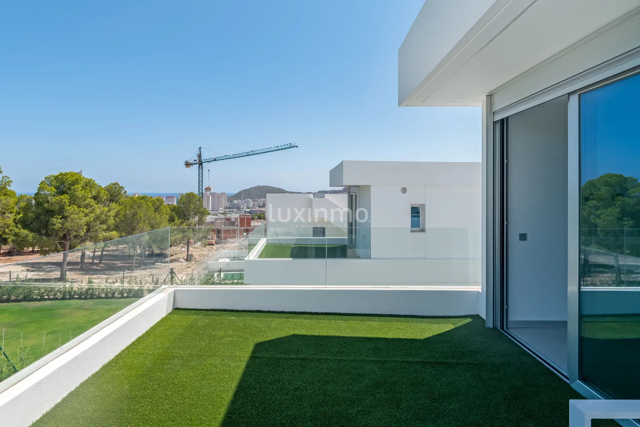 Fantastiske nybyggede villaer med havutsikt i Sierra Cortina, Finestrat — photo 33