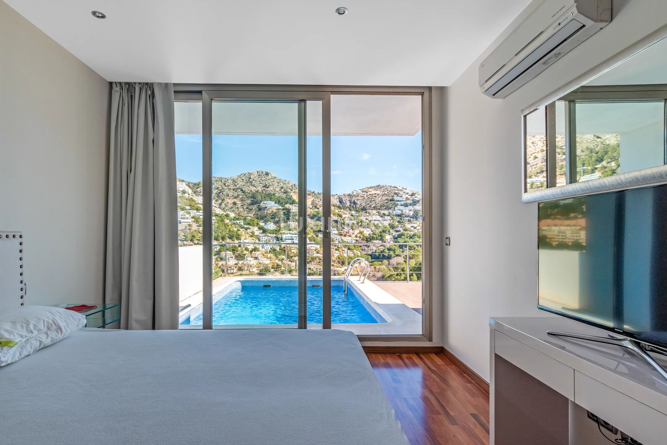 Villa spectaculaire avec vue panoramique sur les collines d'Altea — photo 2