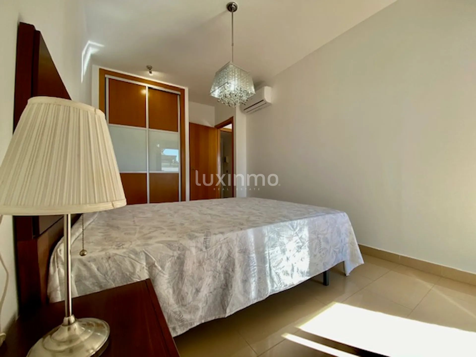 Apartment with Sea Views in Playa de San Juan — photo 12