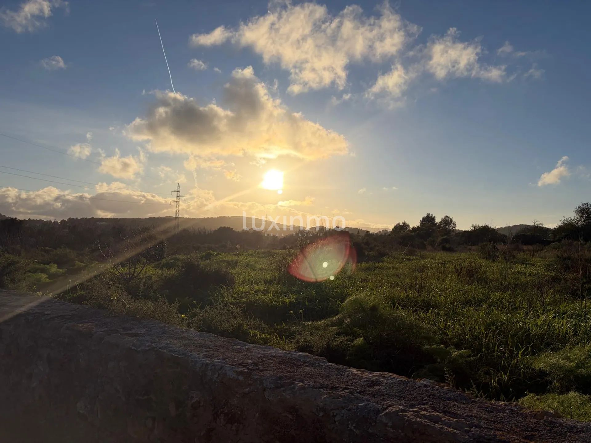 Działka miejska z prądem i wodą gotowa do zabudowy na Ibizie — photo 2