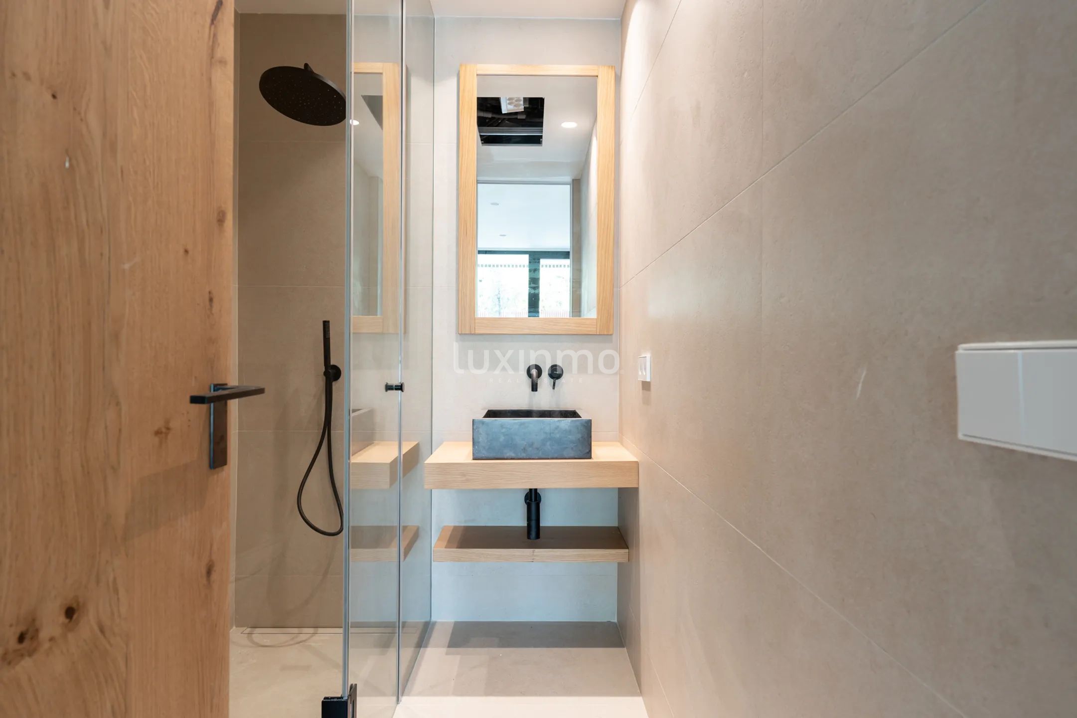 Stunning contemporary 6-Bedroom detached house in Cap Martinet — photo 20