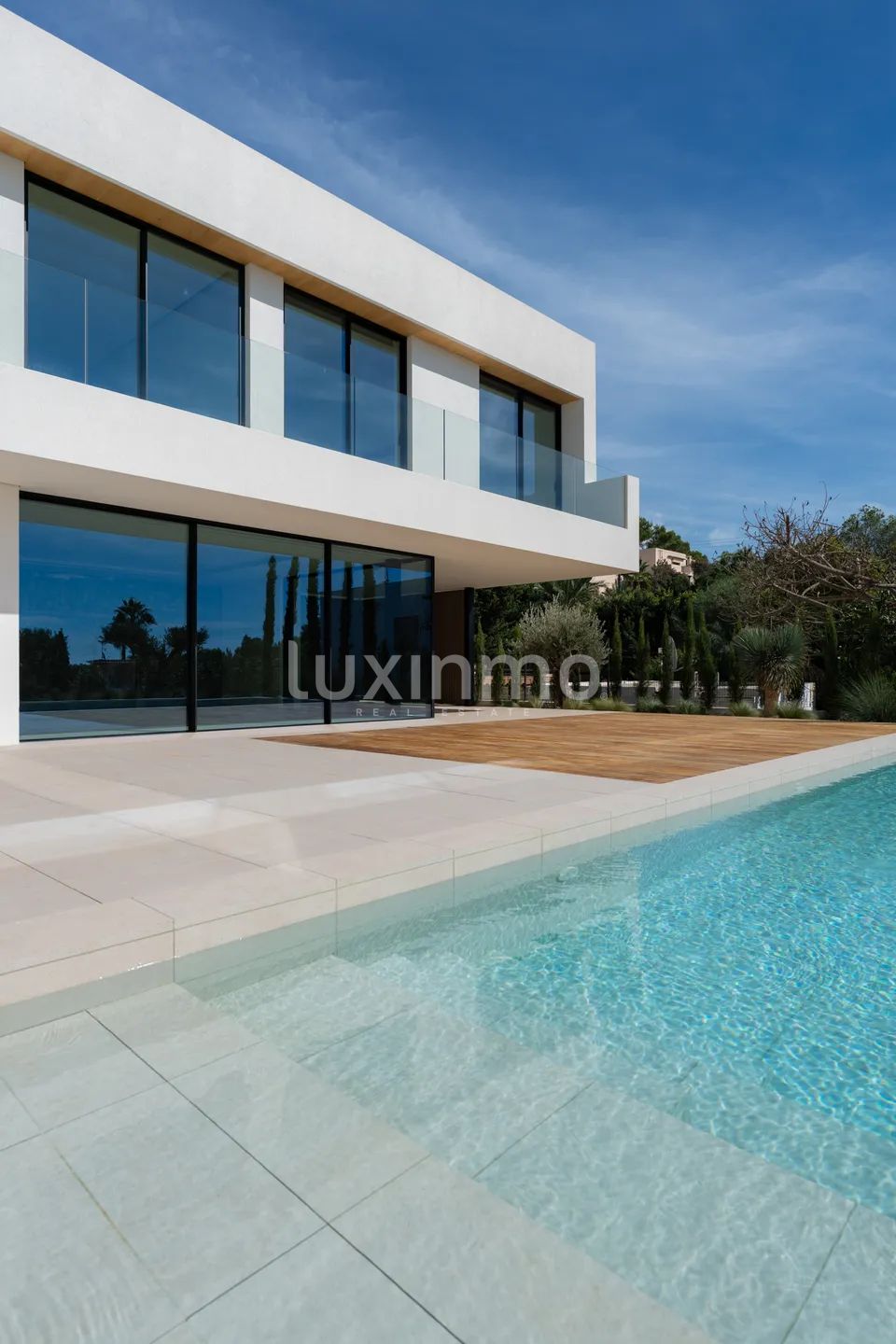 Stunning contemporary 6-Bedroom detached house in Cap Martinet — photo 43