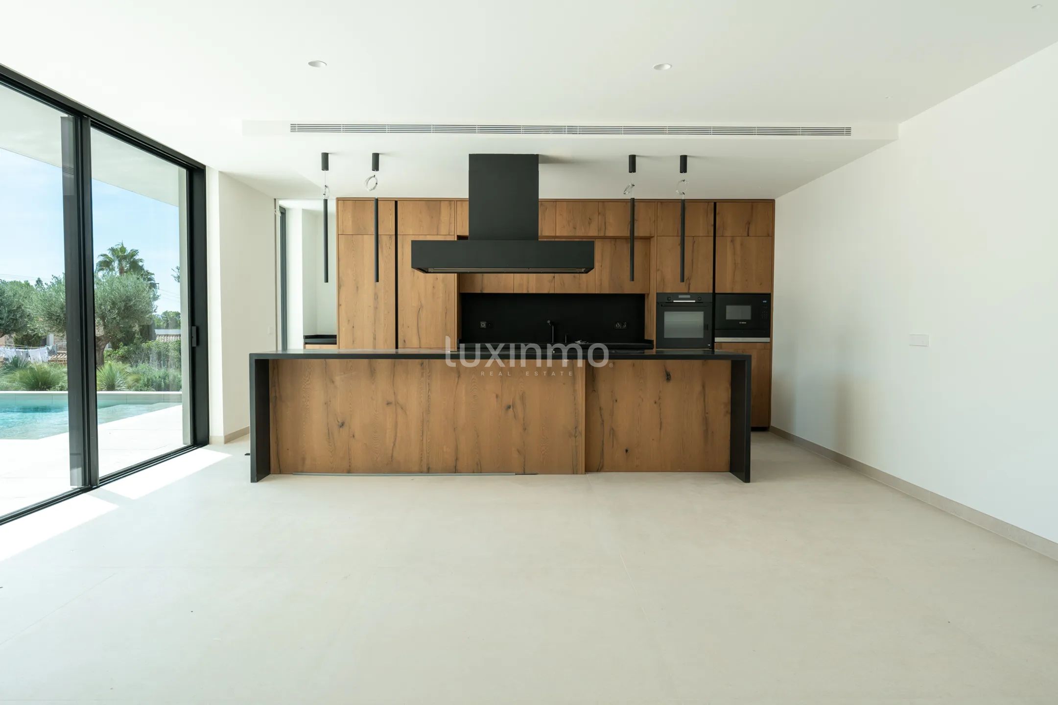 Stunning contemporary 6-Bedroom detached house in Cap Martinet — photo 9