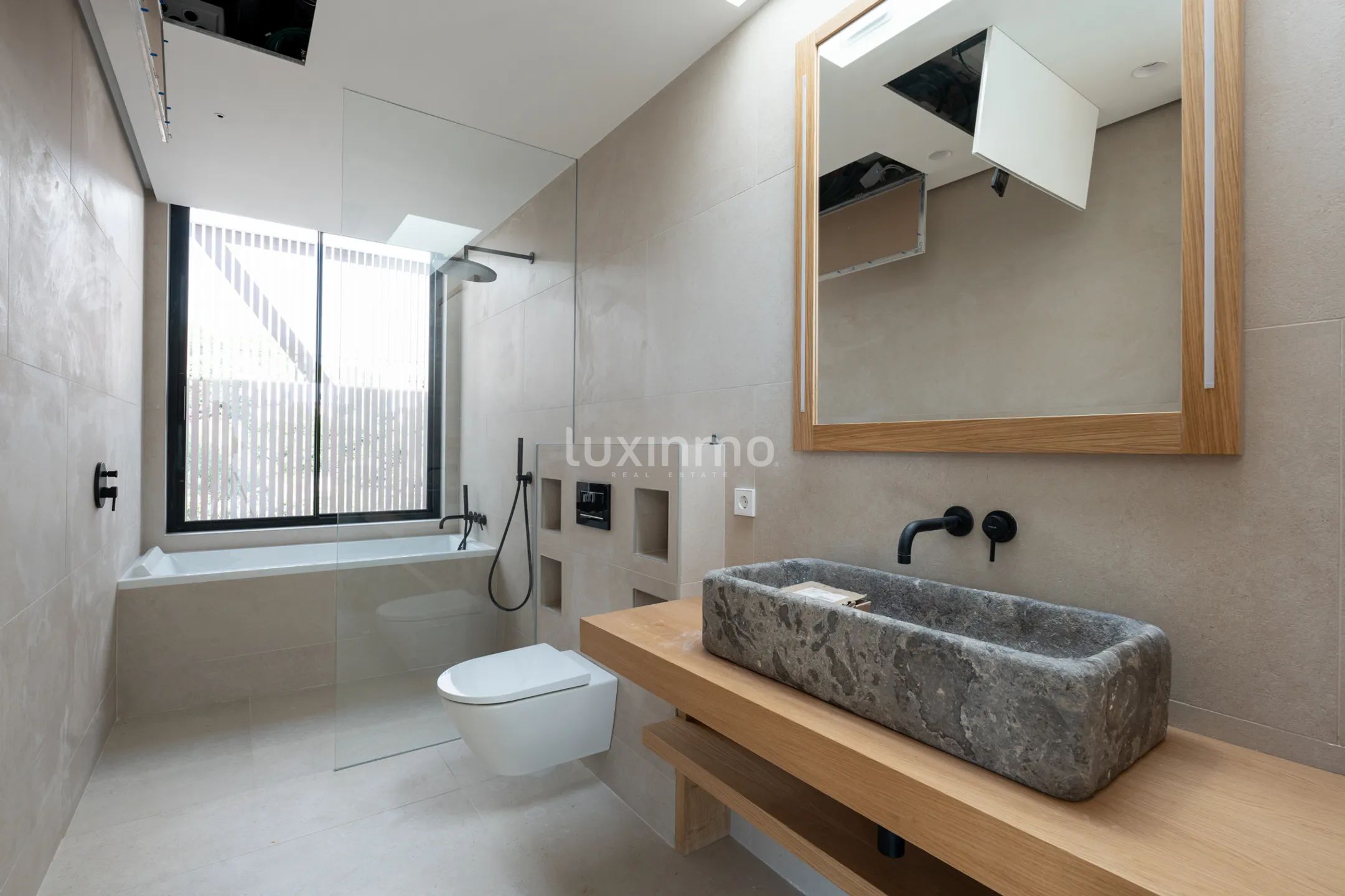 Stunning contemporary 6-Bedroom detached house in Cap Martinet — photo 25