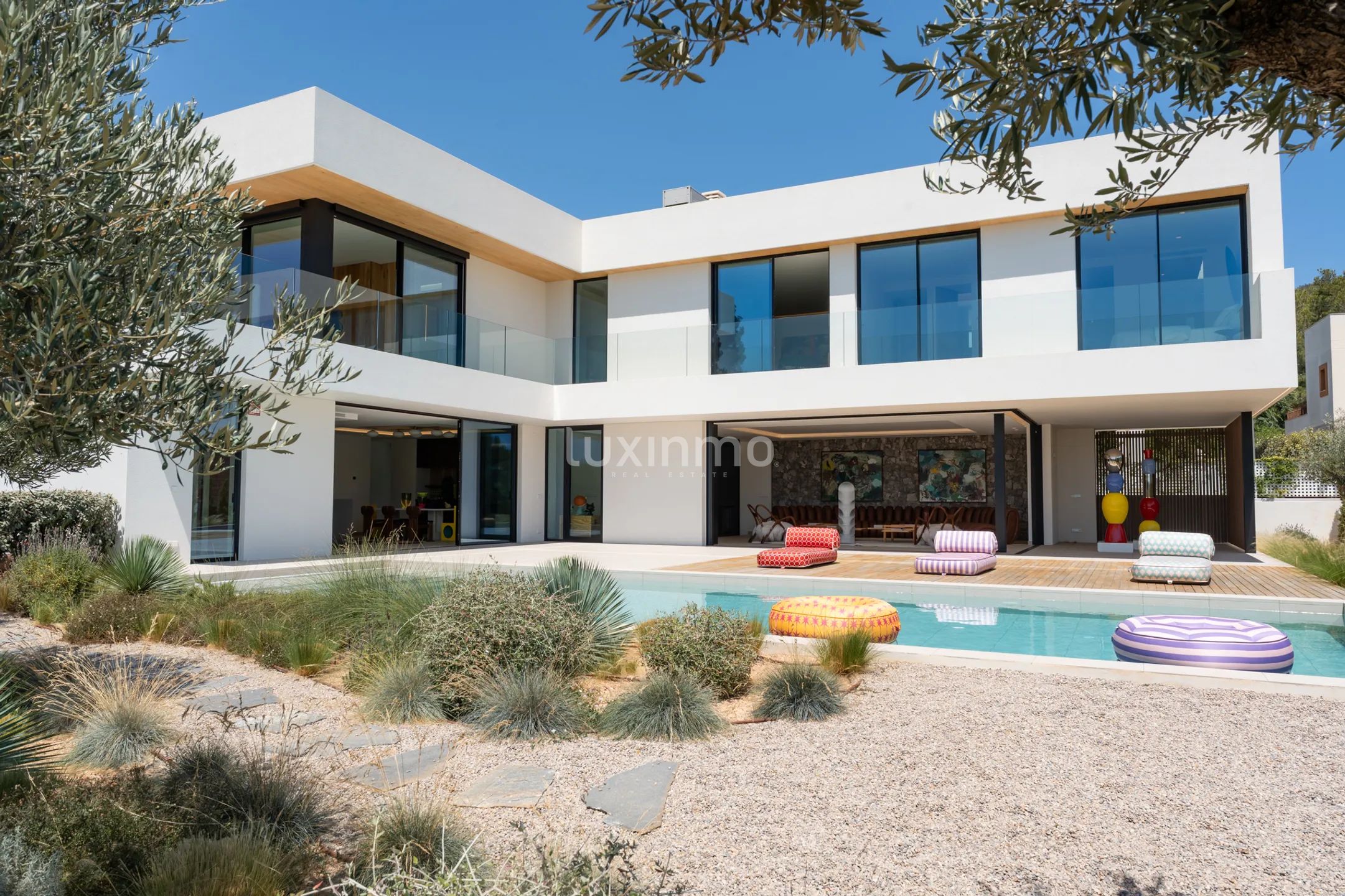 Stunning contemporary 6-Bedroom detached house in Cap Martinet — photo 76