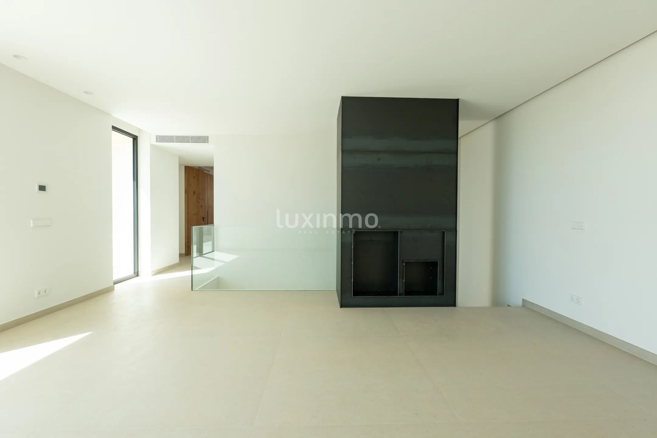 Stunning contemporary 6-Bedroom detached house in Cap Martinet — photo 14