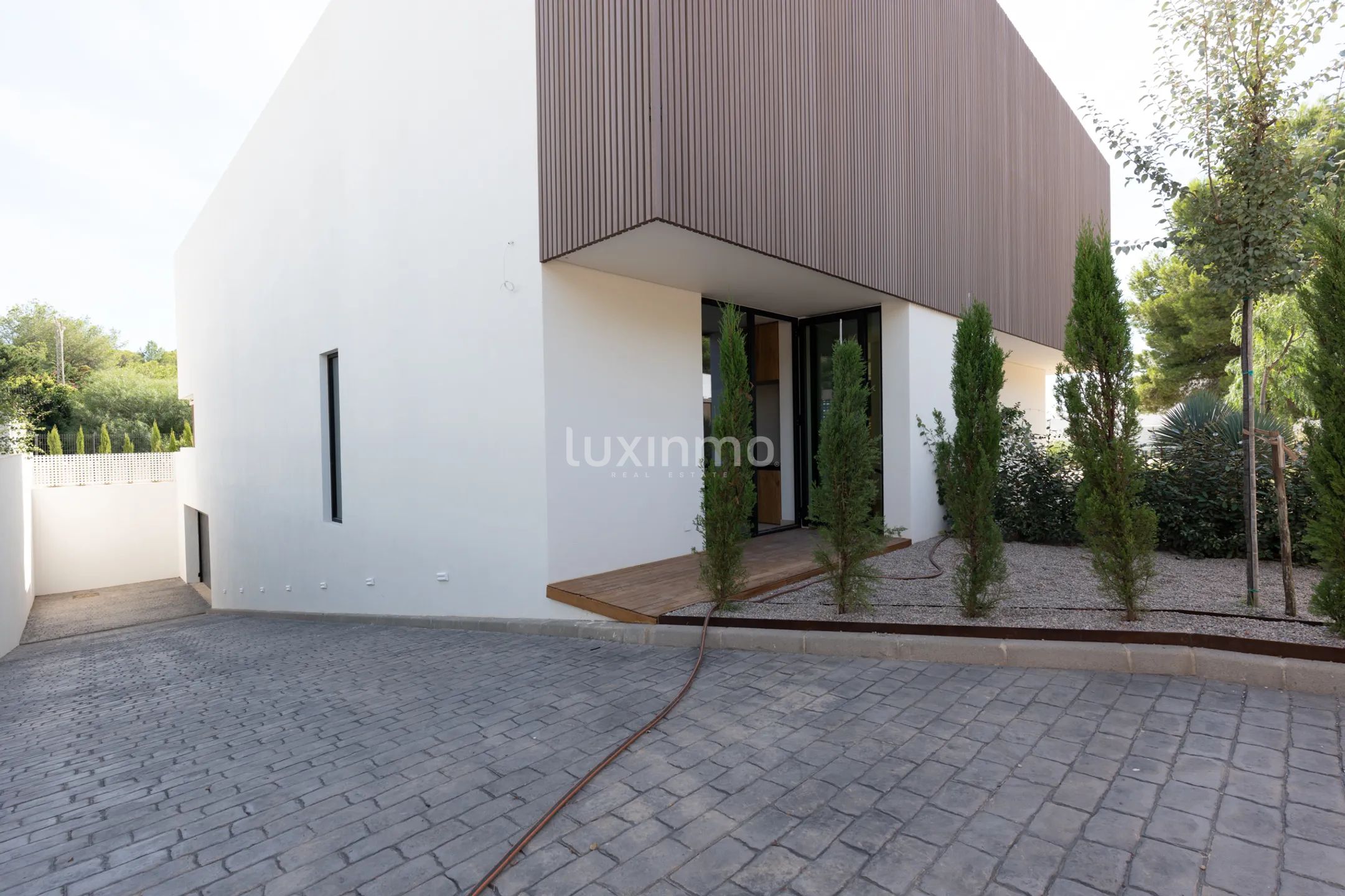 Stunning contemporary 6-Bedroom detached house in Cap Martinet — photo 45