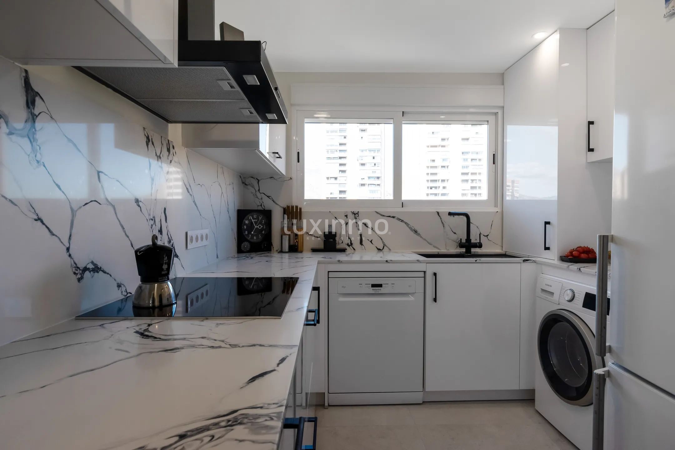 Stunning fully renovated Flat with Sea Views in Benidorm — photo 6