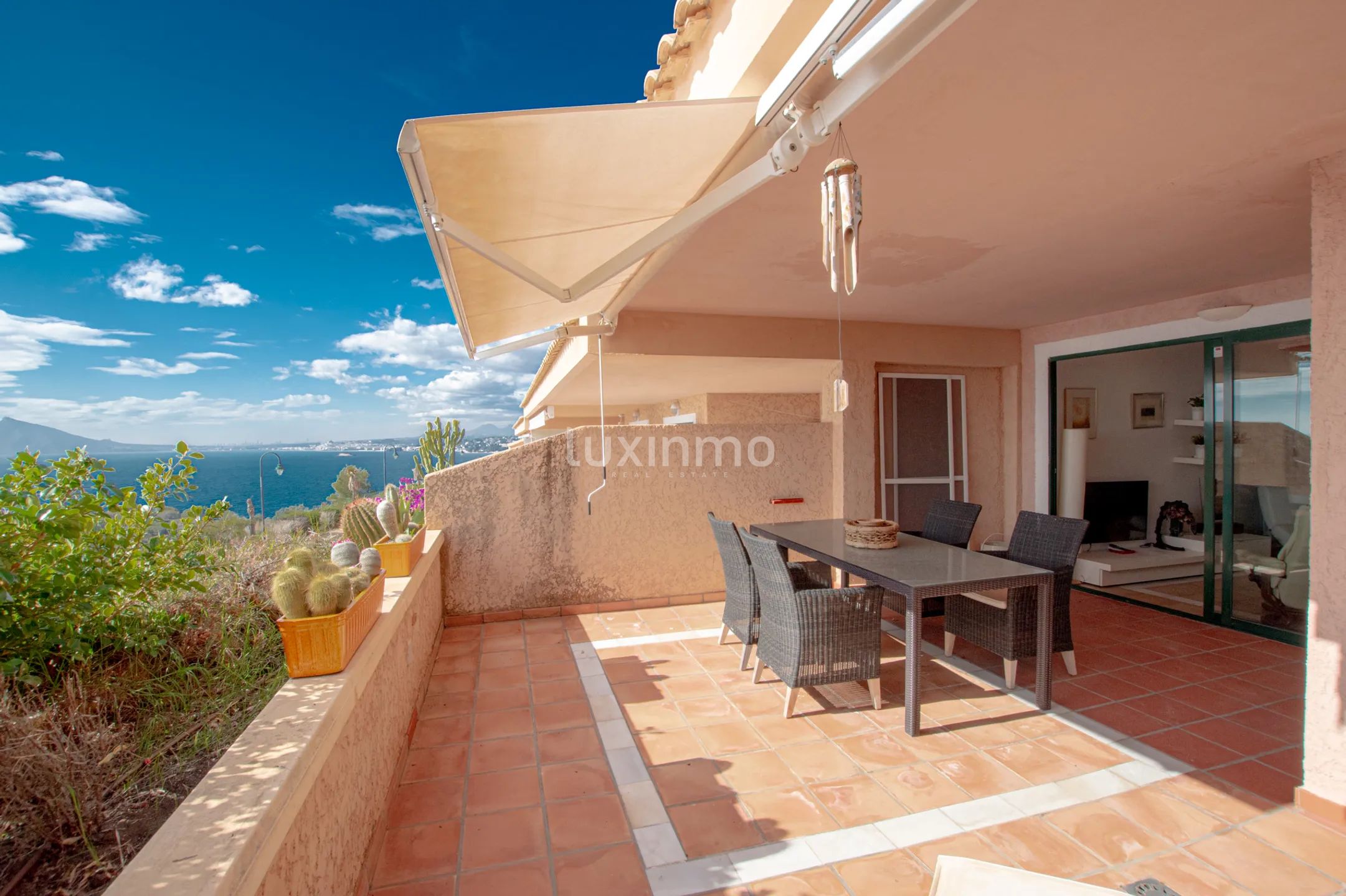 Appartement met zeezicht te huur in Mascarat — photo 17