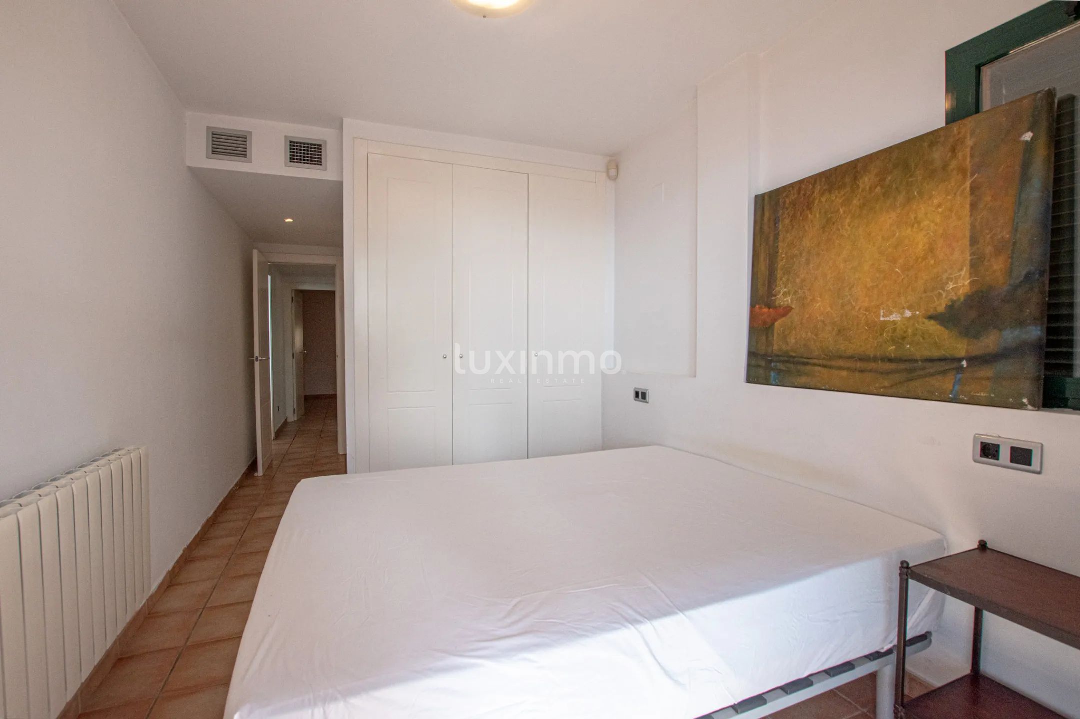 Appartement met zeezicht te huur in Mascarat — photo 9