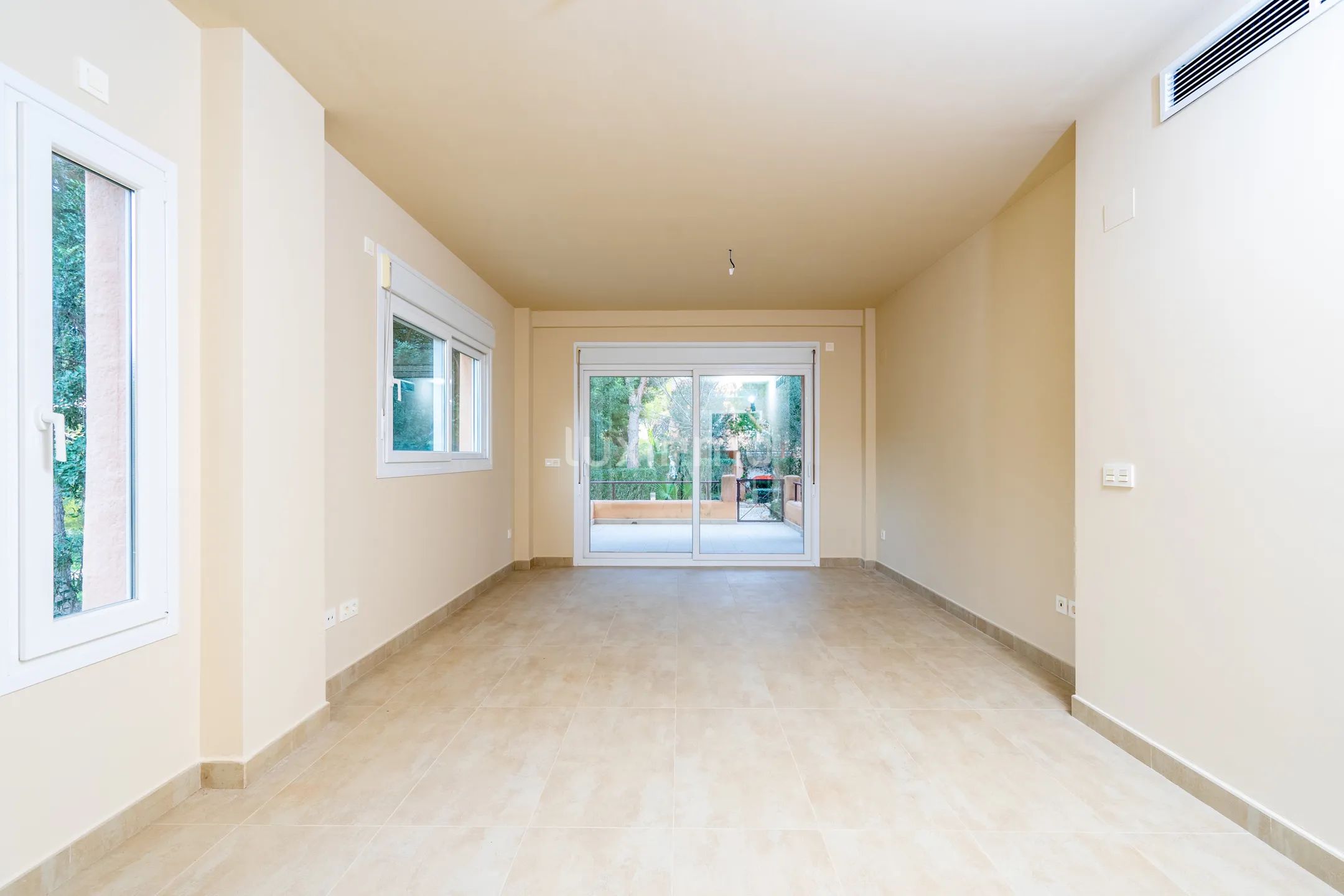 Uroczy śródziemnomorski dom na parterze z 2 sypialniami w Moraira — photo 8