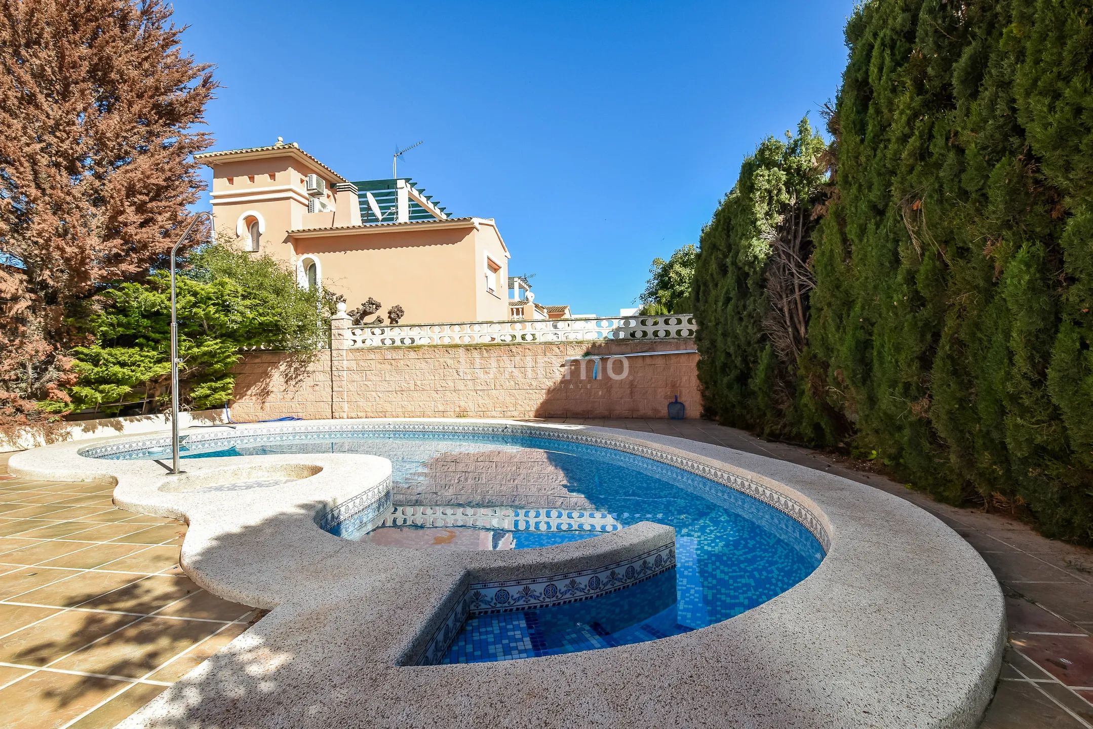 Atemberaubendes mediterranes Einfamilienhaus in El Albir — photo 32