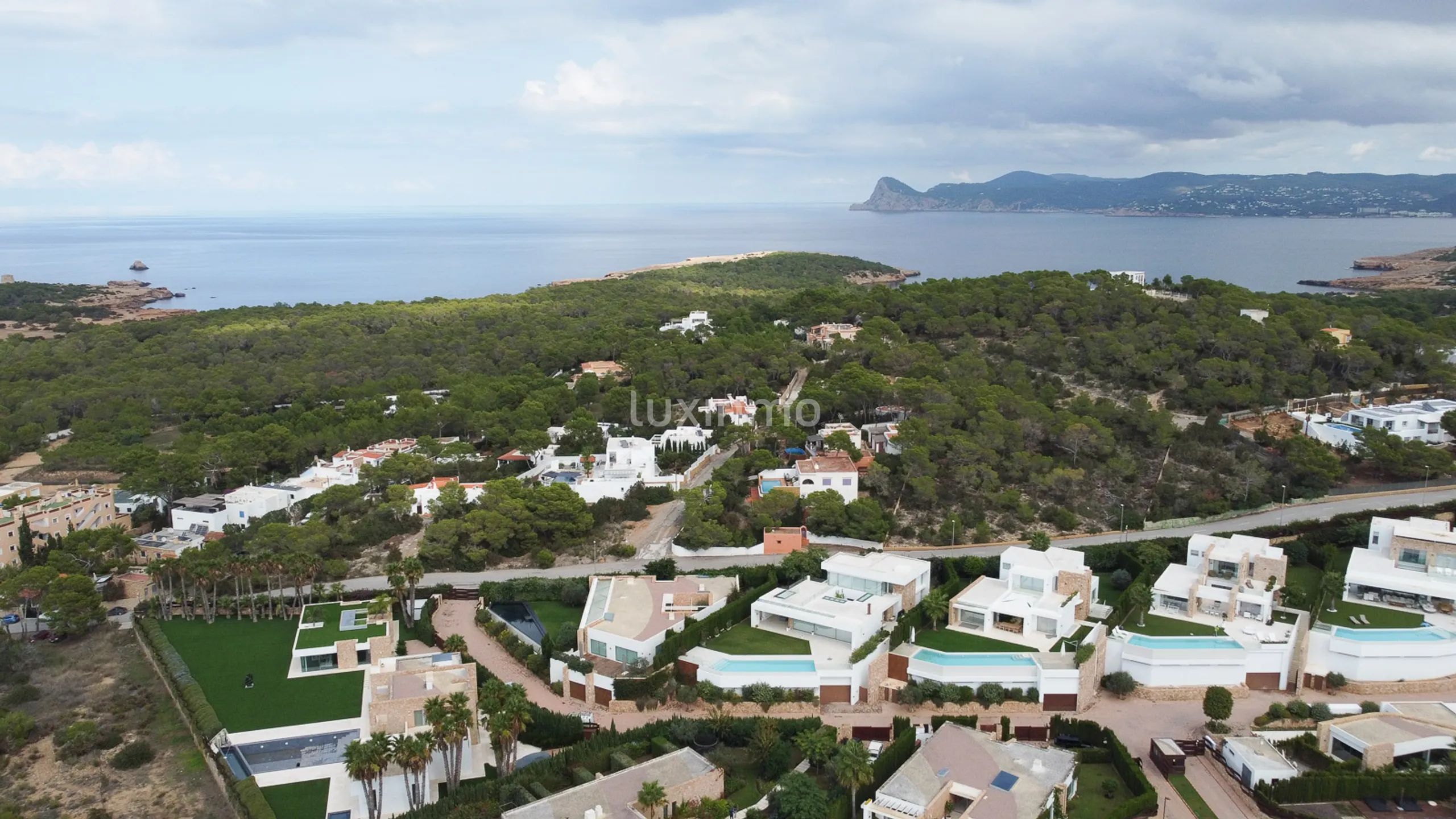 Villa in luxury urbanisation in Cala Conta — photo 2