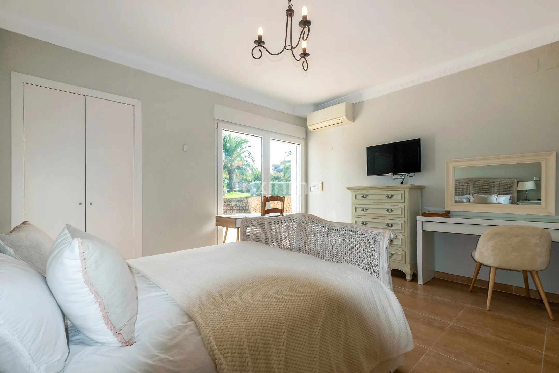 Beautiful mansion with swimming pool for sale in Altea — photo 32