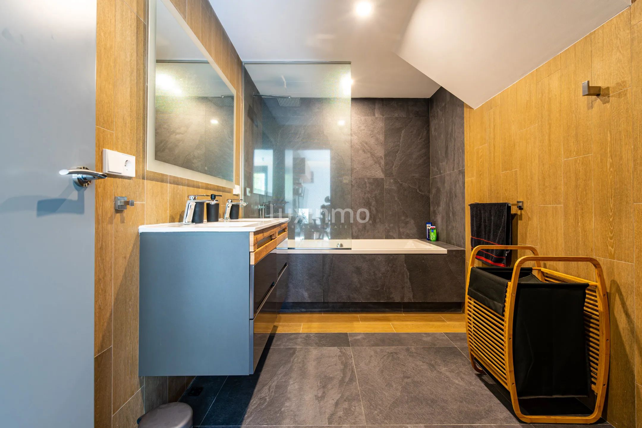 Luxurious 5-Bedroom Detached House with Sea Views in Benissa — photo 38