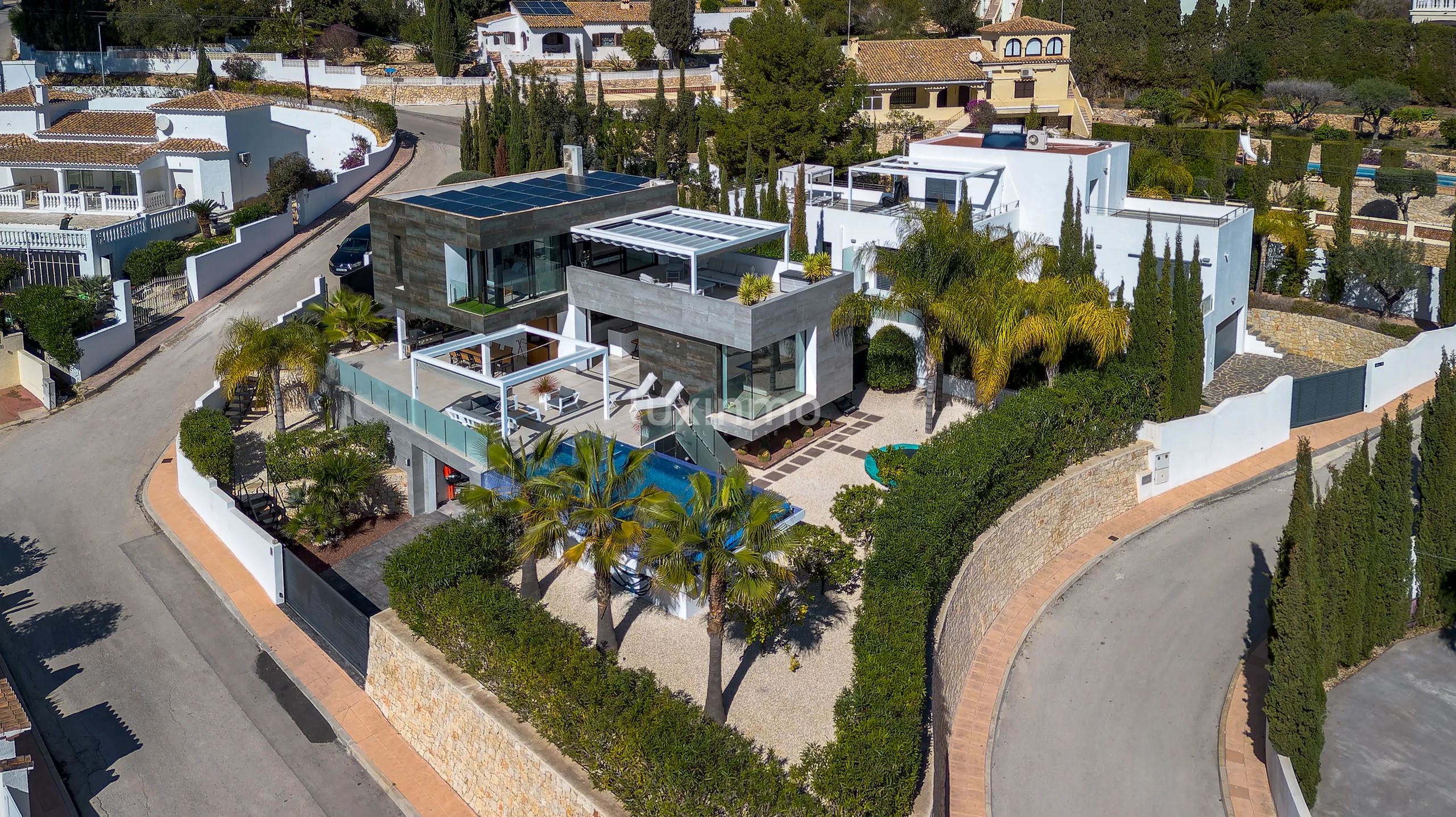 Luxurious 5-Bedroom Detached House with Sea Views in Benissa — photo 42