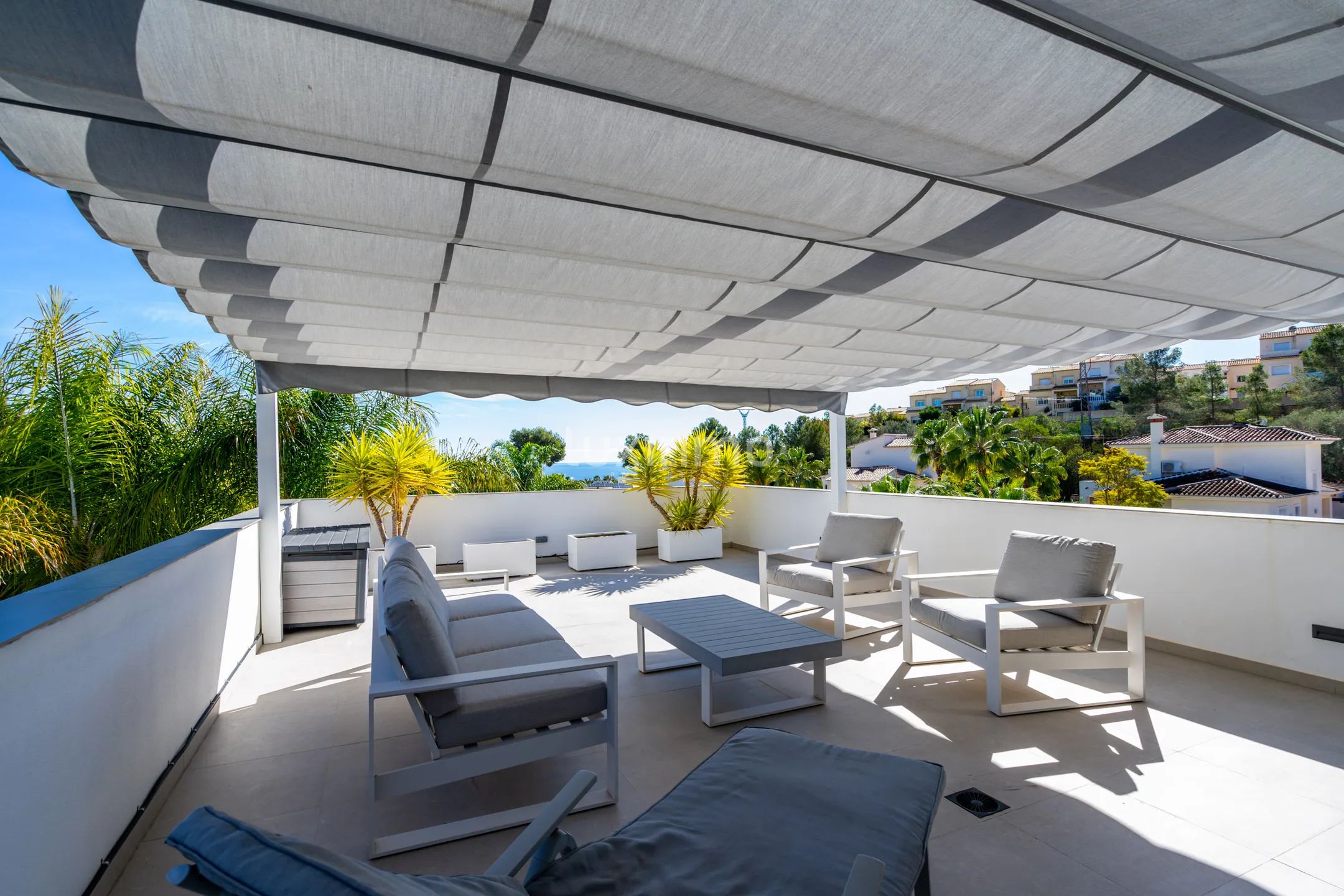 Luxurious 5-Bedroom Detached House with Sea Views in Benissa — photo 22