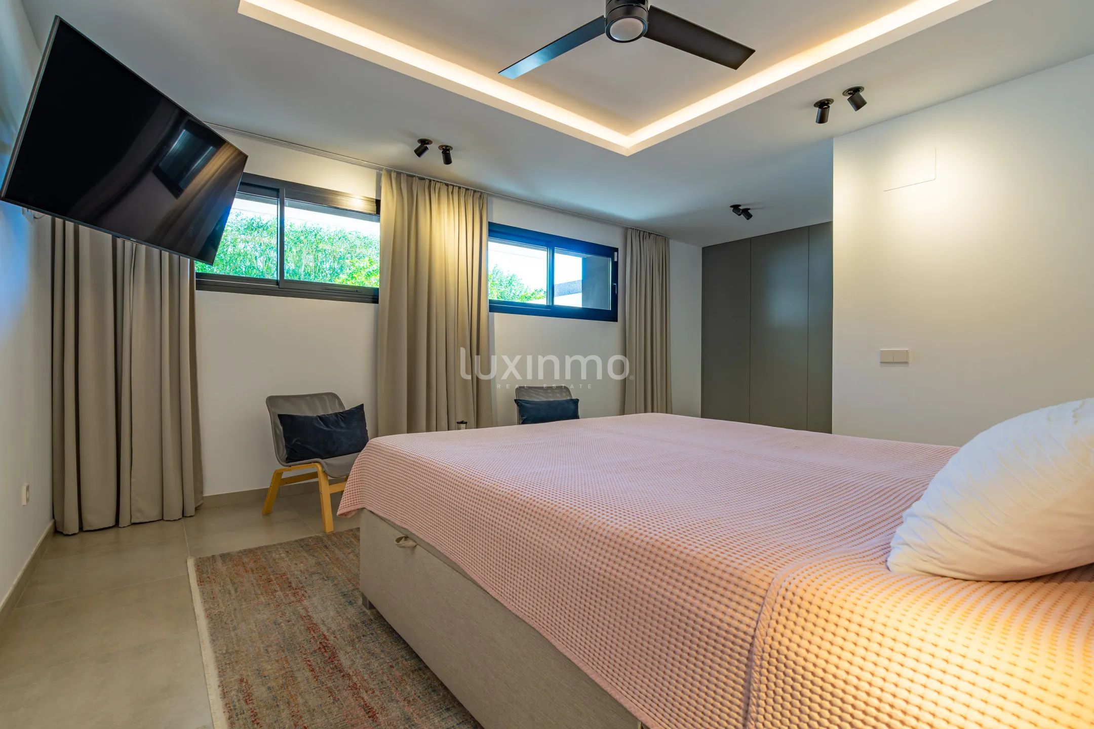 Luxurious 5-Bedroom Detached House with Sea Views in Benissa — photo 29