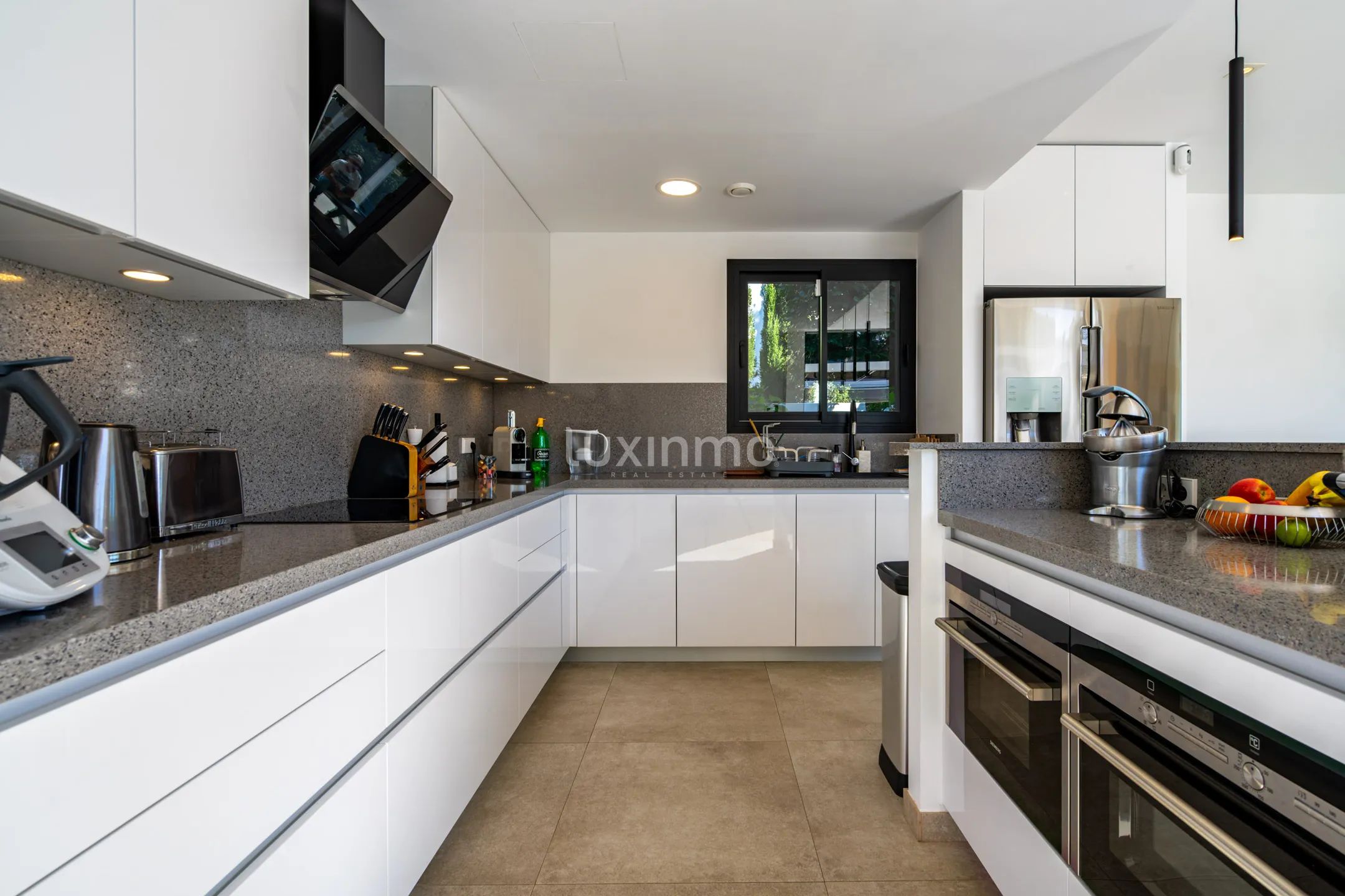 Luxurious 5-Bedroom Detached House with Sea Views in Benissa — photo 9