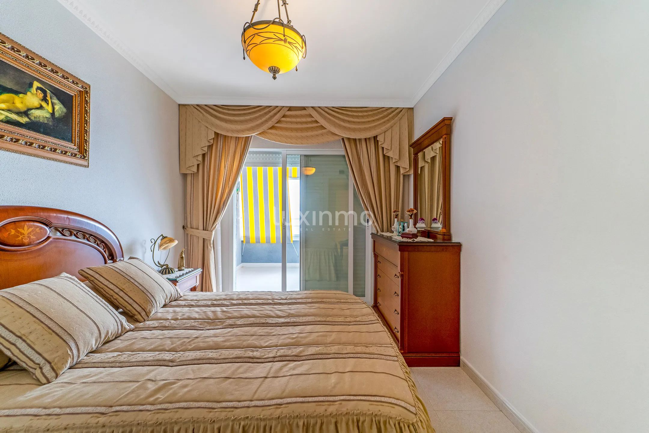 2nd line apartment on the Arenal Beach with panoramic sea views — photo 11