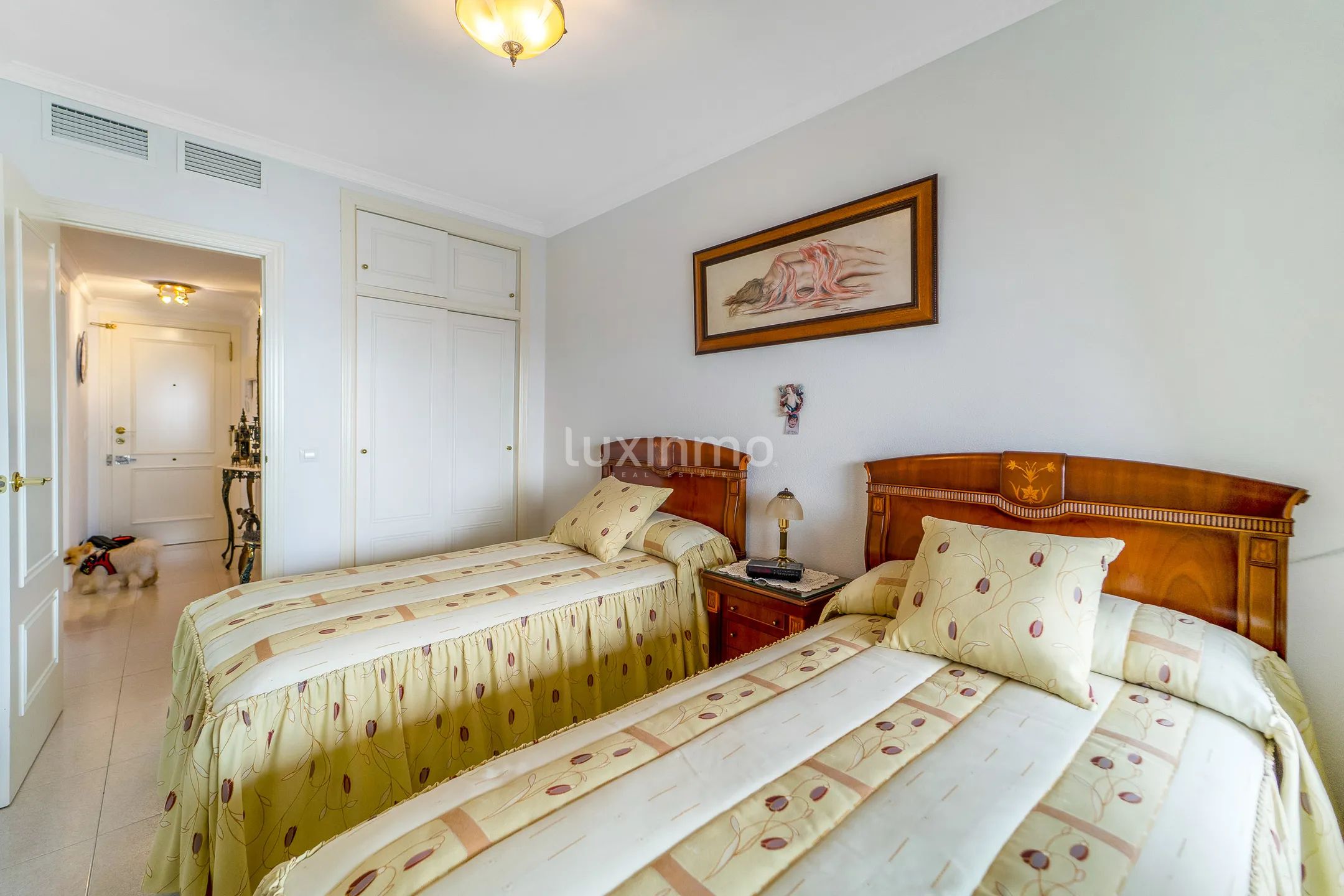 2nd line apartment on the Arenal Beach with panoramic sea views — photo 8