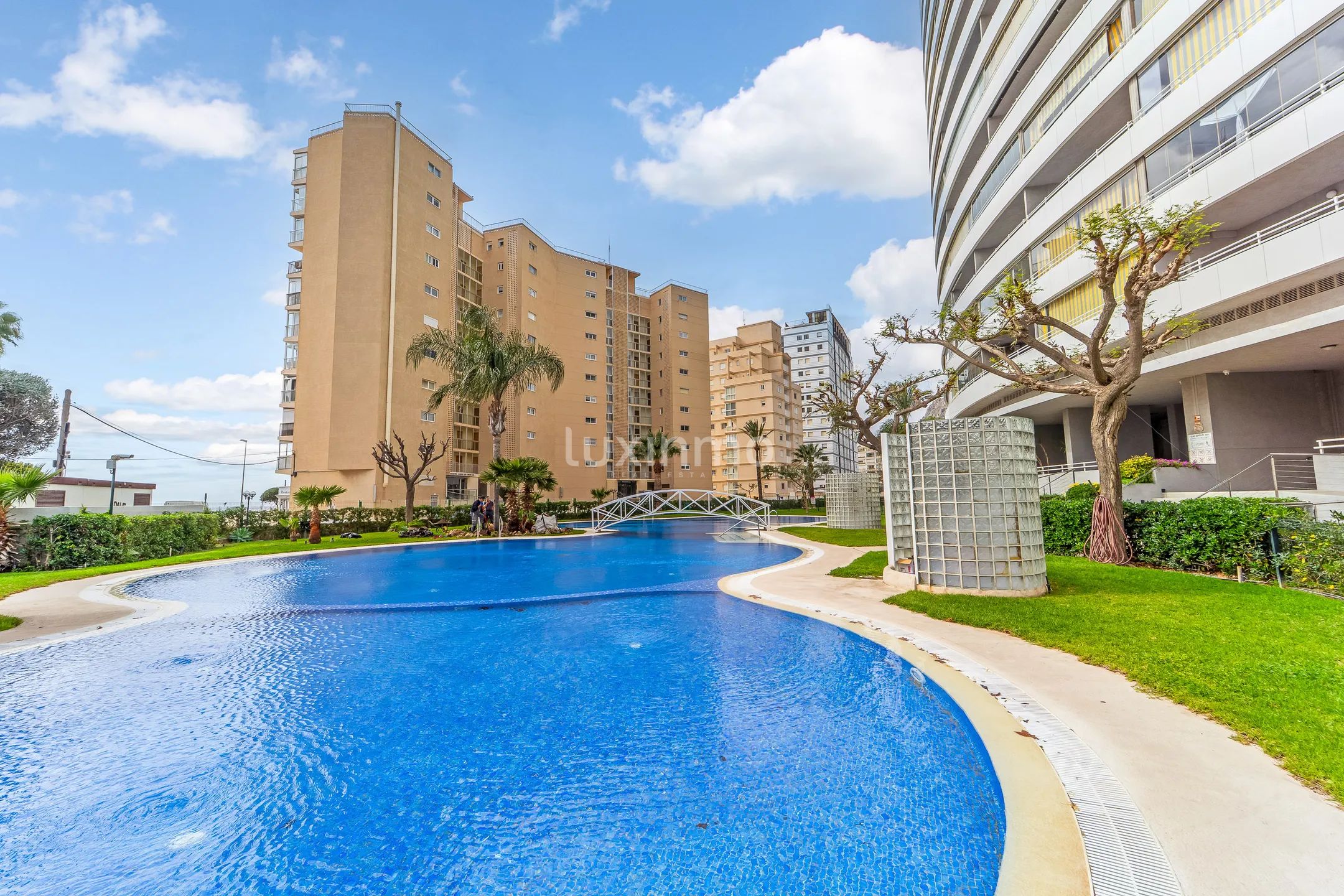 2nd line apartment on the Arenal Beach with panoramic sea views — photo 17