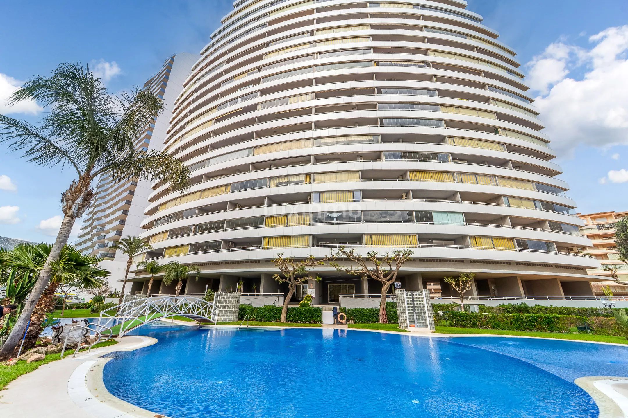 2nd line apartment on the Arenal Beach with panoramic sea views — photo 15