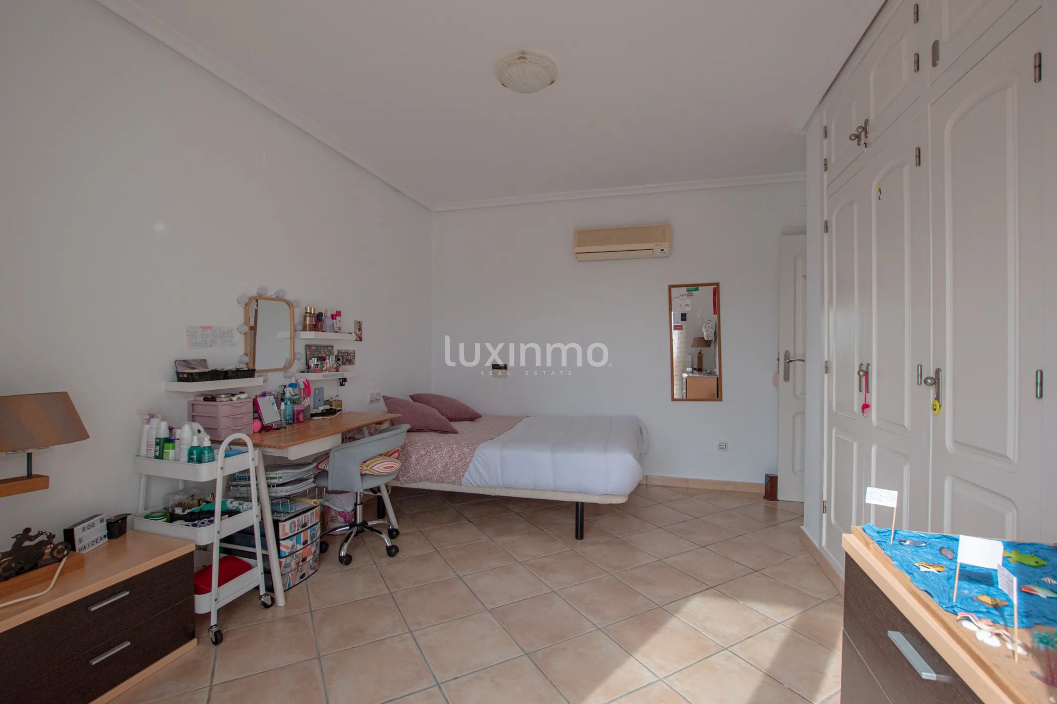 Maison de ville de style méditerranéen avec 4 chambres à Calpe — photo 16