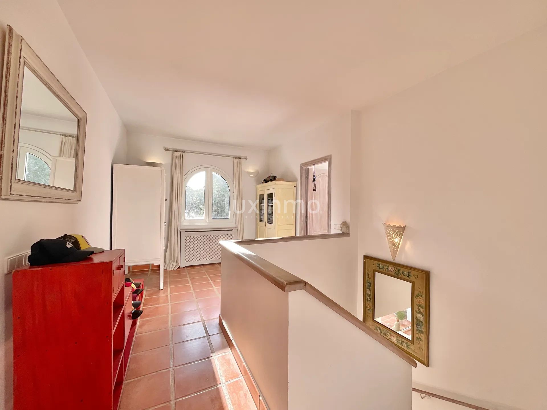 Vacker villa med 4 sovrum idealiskt beläget i södra Ibiza — photo 19