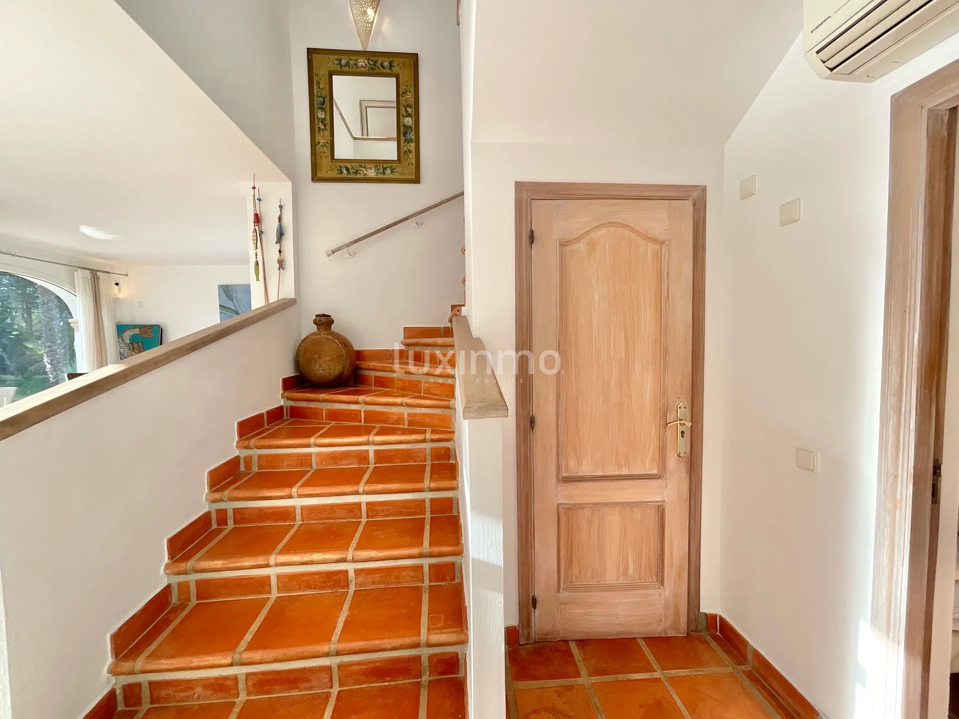 Vacker villa med 4 sovrum idealiskt beläget i södra Ibiza — photo 11