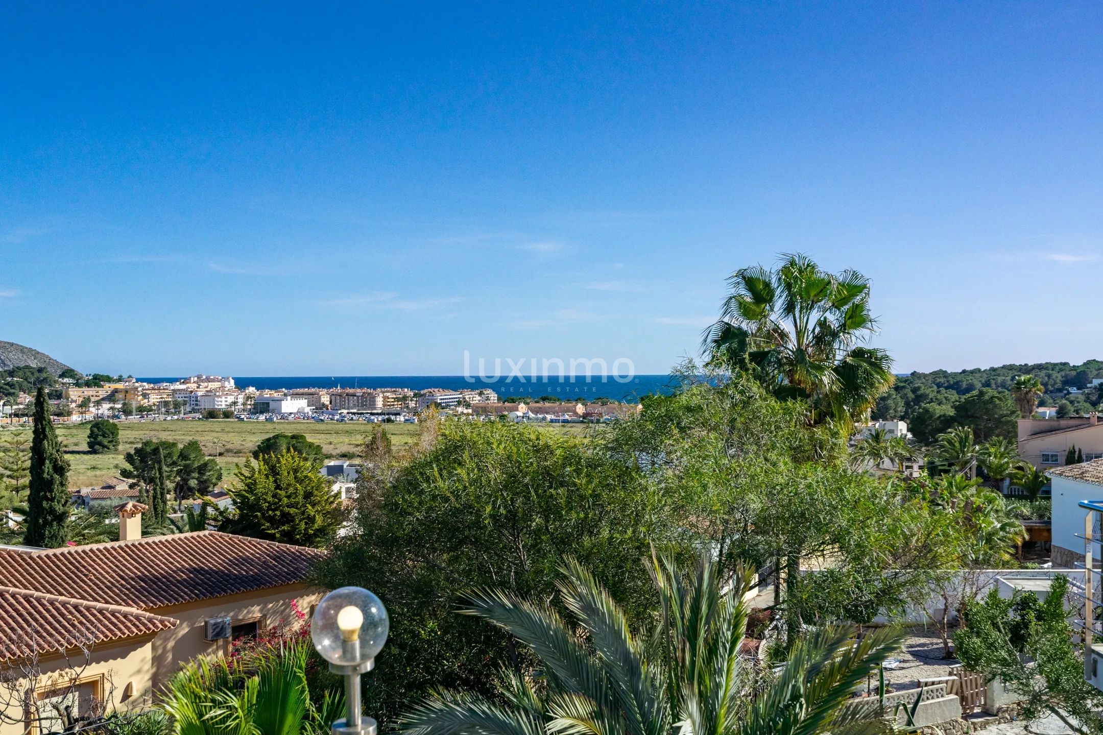 Sjarmerende enebolig med 7 soverom i Moraira — photo 27