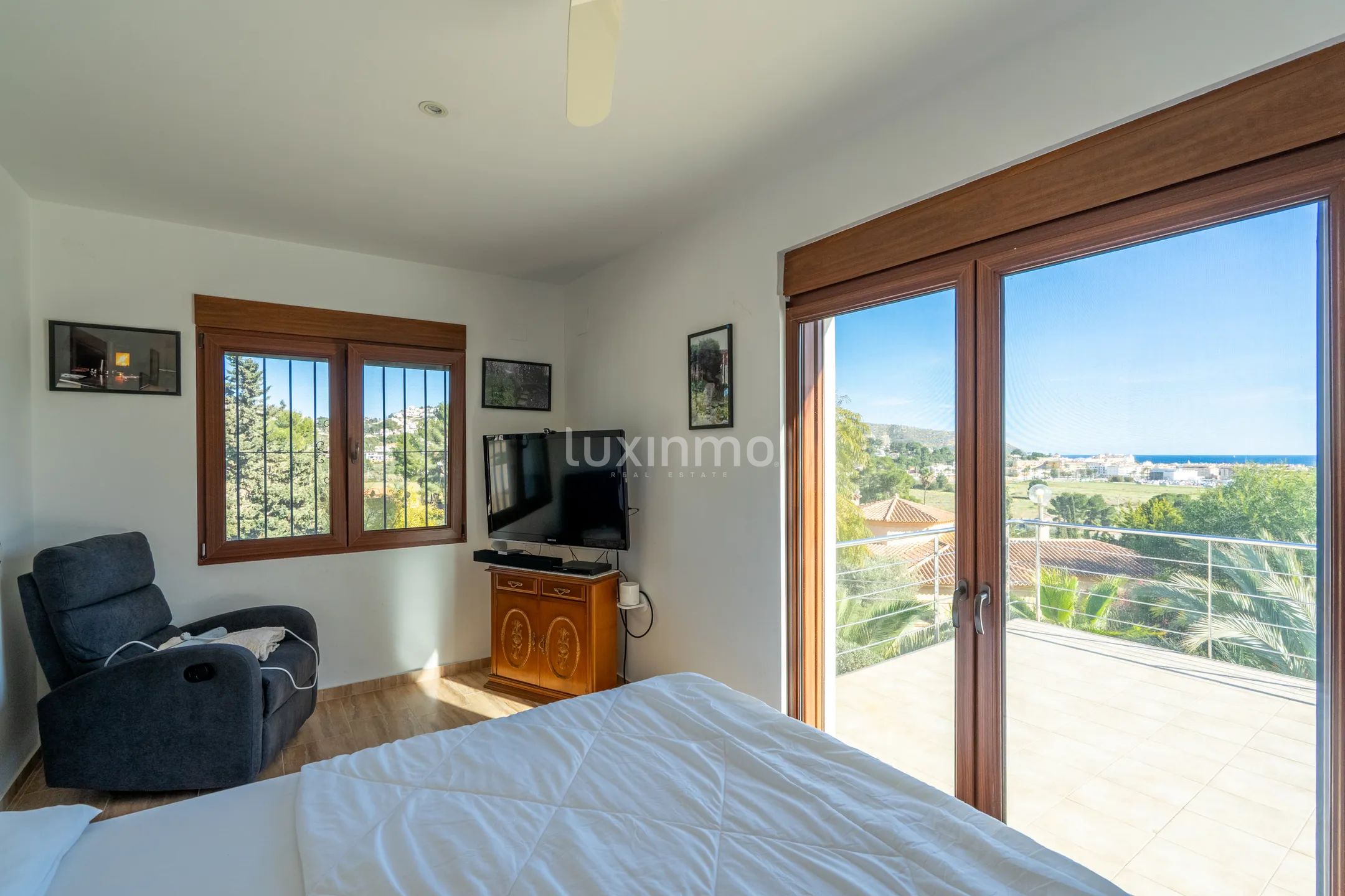 Sjarmerende enebolig med 7 soverom i Moraira — photo 10