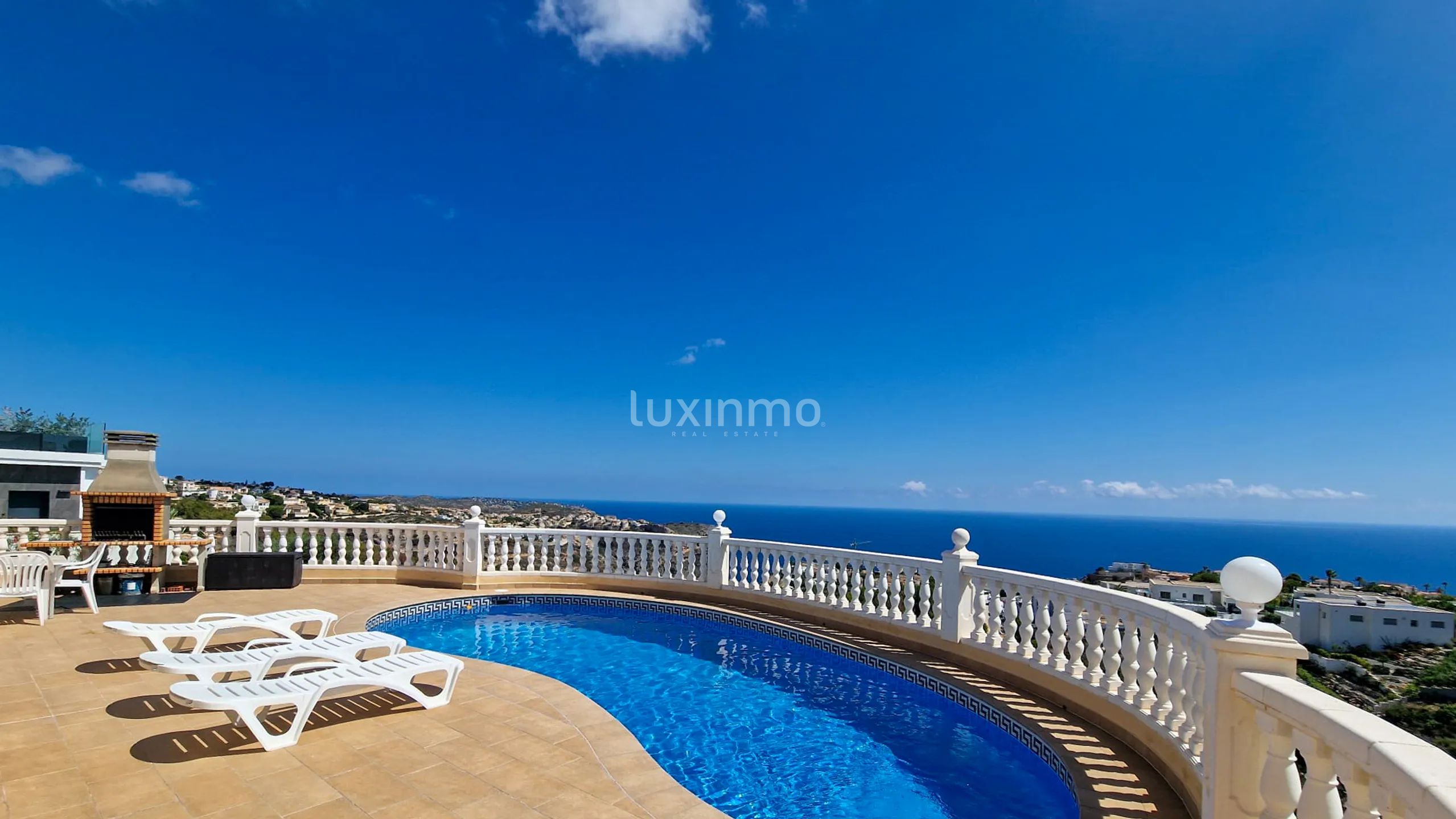 4-Bedroom villa with sea & mountain views in Poble Nou de Benitatxell — photo 3