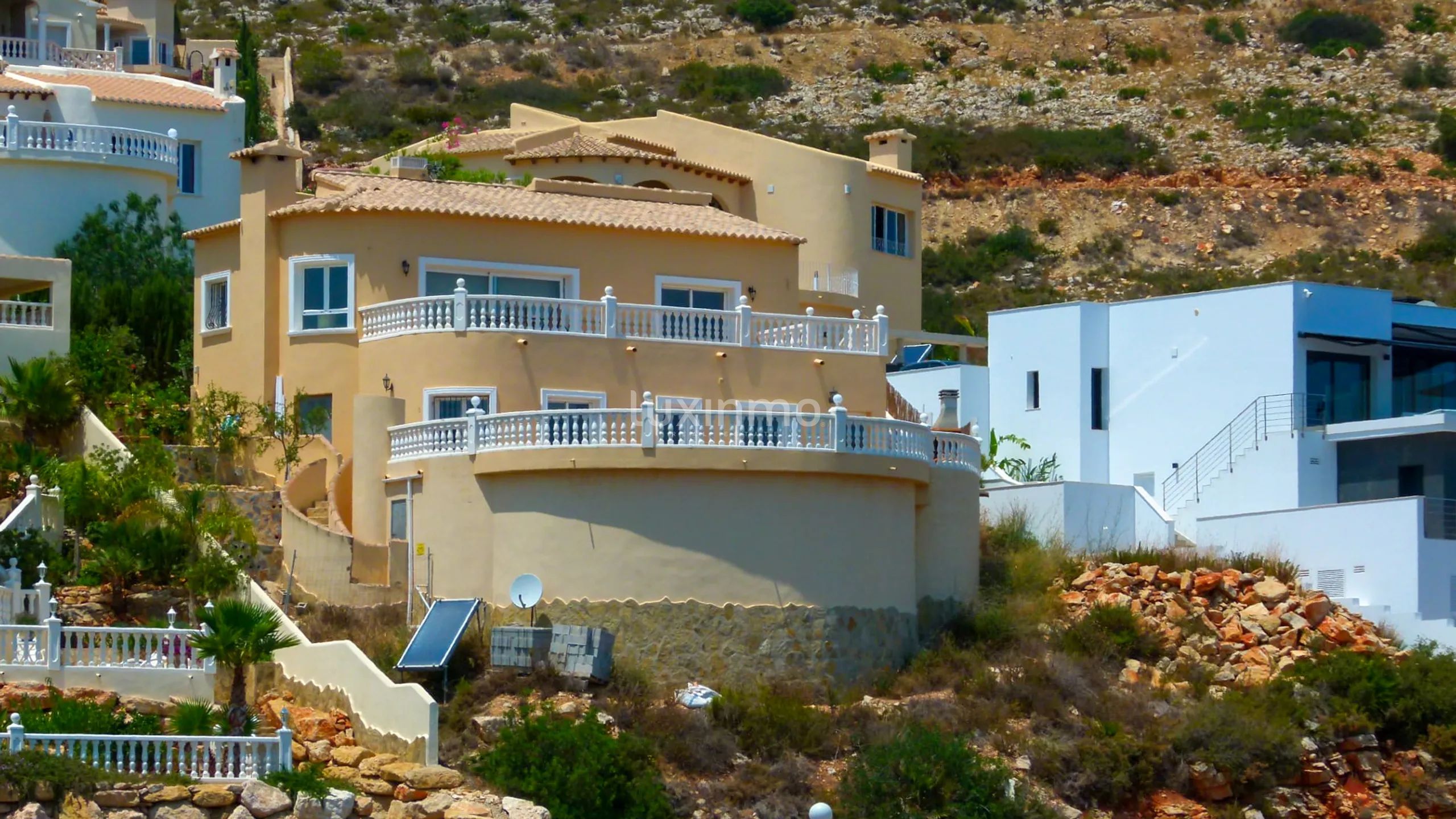 4-Bedroom villa with sea & mountain views in Poble Nou de Benitatxell