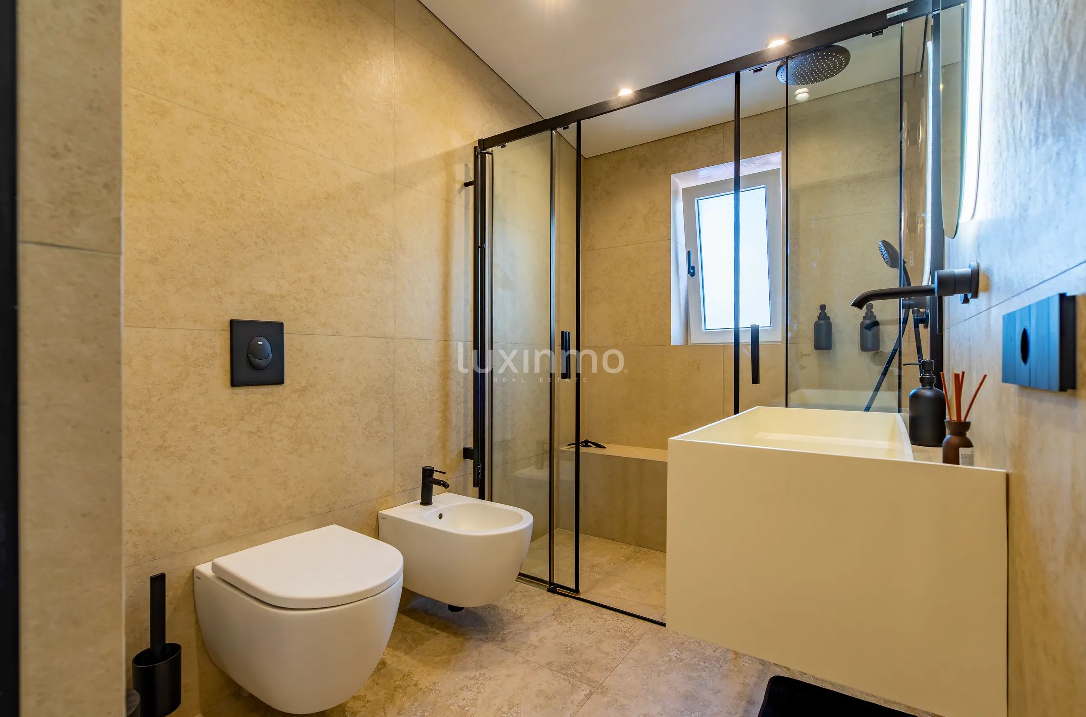 Terraced house with designer renovation and sea views in Altea Hills — photo 39