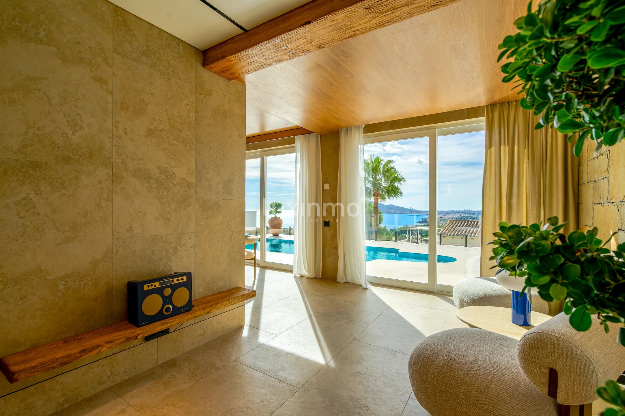 Terraced house with designer renovation and sea views in Altea Hills — photo 15
