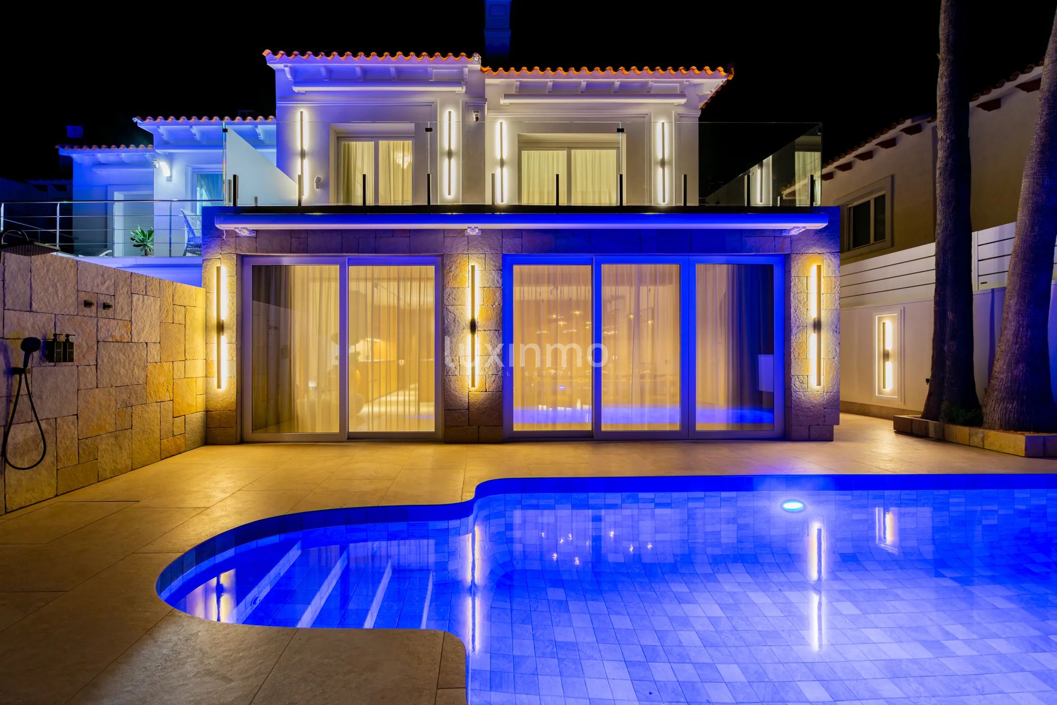 Terraced house with designer renovation and sea views in Altea Hills — photo 2